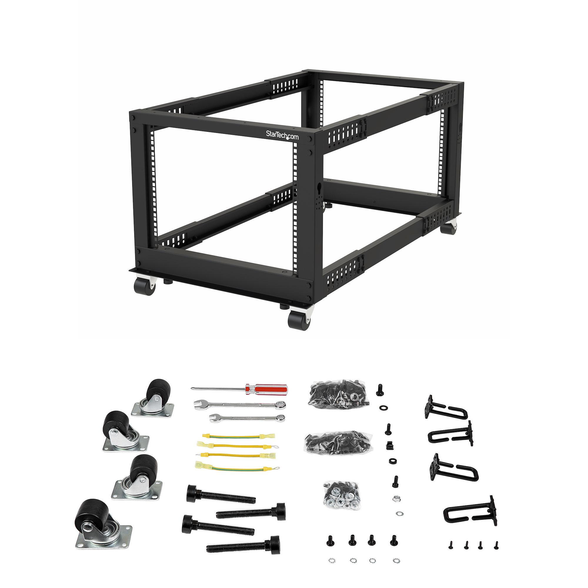 Un rack de servidor negro sobre ruedas con herramientas y hardware incluidos. El rack tiene el logotipo de StarTech.com.
