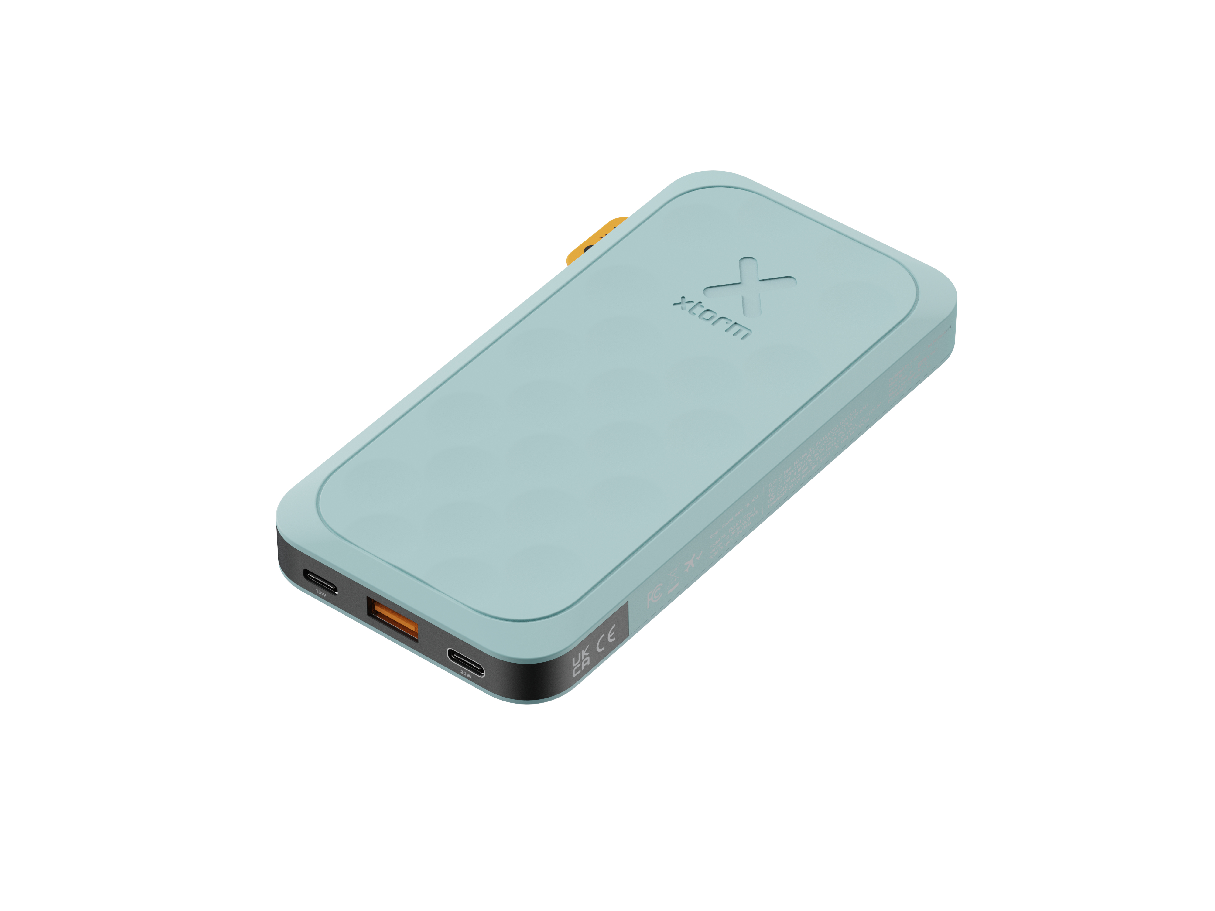 Eine hellblaue Xtorm Powerbank auf weißem Hintergrund. Es hat eine strukturierte Oberfläche, Anschlüsse und ein Logo.