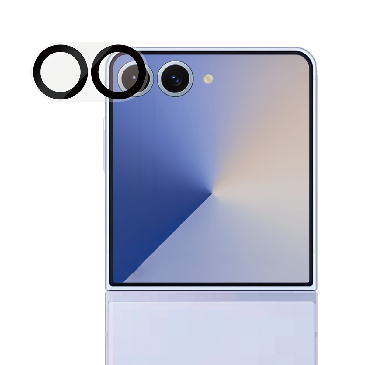 Dos de téléphone avec protection d'objectif. Le téléphone a un dégradé bleu à beige. Deux protections d'objectif à gauche.