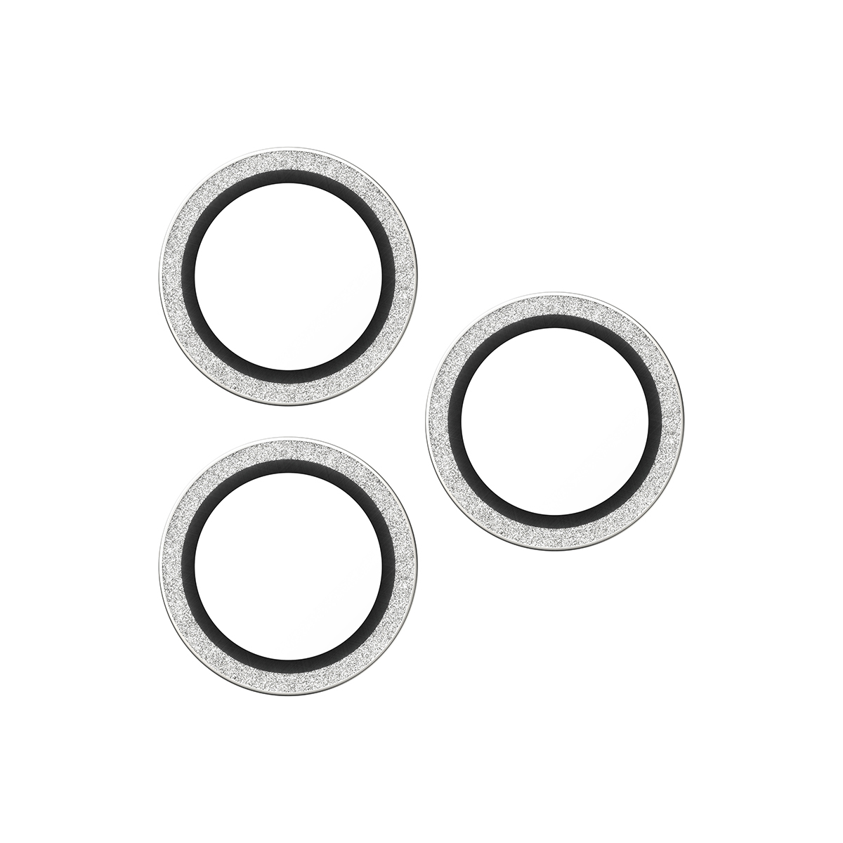 Drie zilveren ringen met zwarte binnenringen. Elke ring heeft een glinsterende textuur. Op een witte achtergrond.