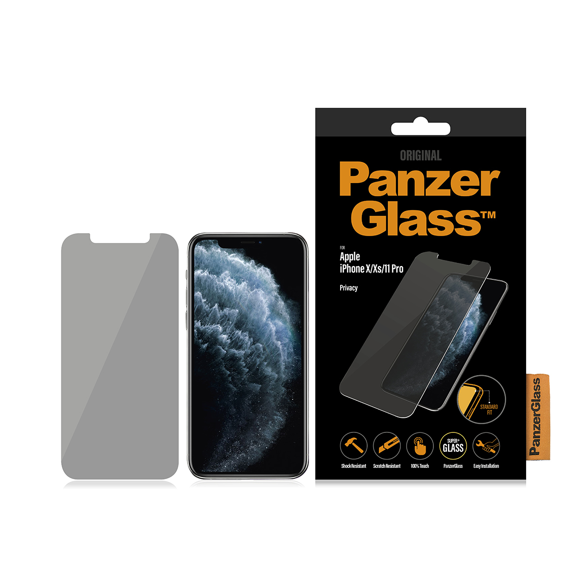 Un iPhone con protezione schermo e scatola. La protezione è grigia. La scatola dice PanzerGlass.