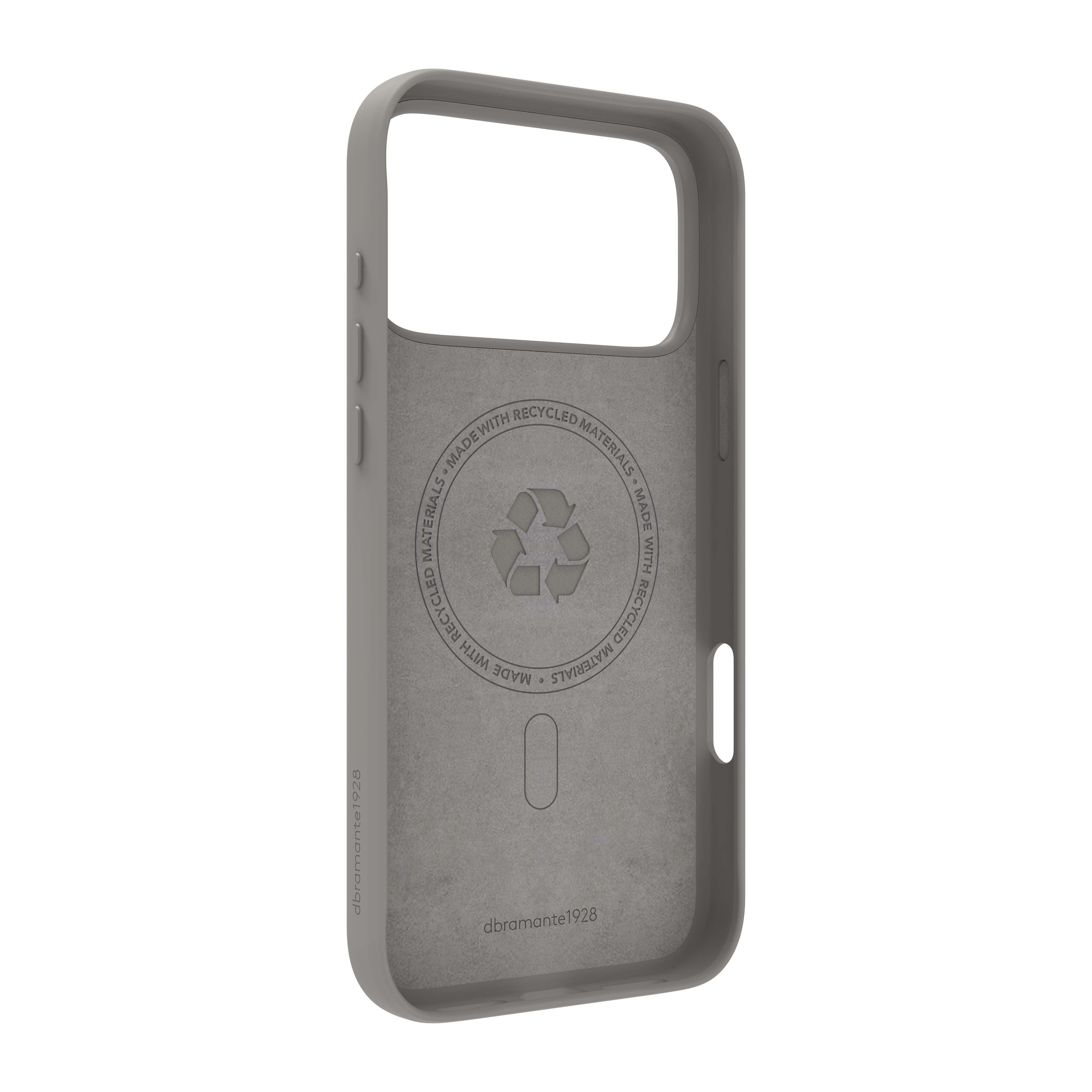 Une coque de téléphone grise avec une découpe pour l'appareil photo. Elle porte un symbole de recyclage et le texte 'Fabriqué avec des matériaux recyclés'.