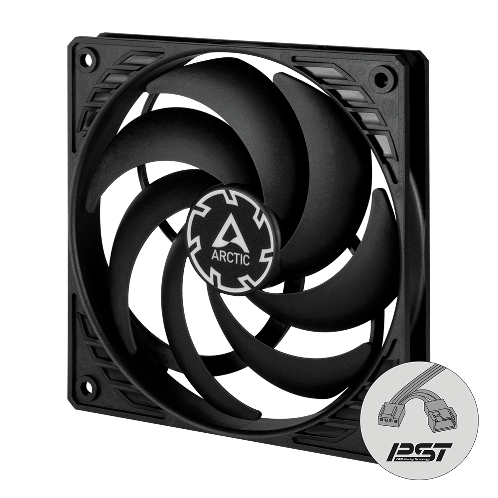 Un ventilateur d'ordinateur noir avec des pales incurvées et le logo Arctic. Un petit cercle avec des connecteurs est en bas à droite.
