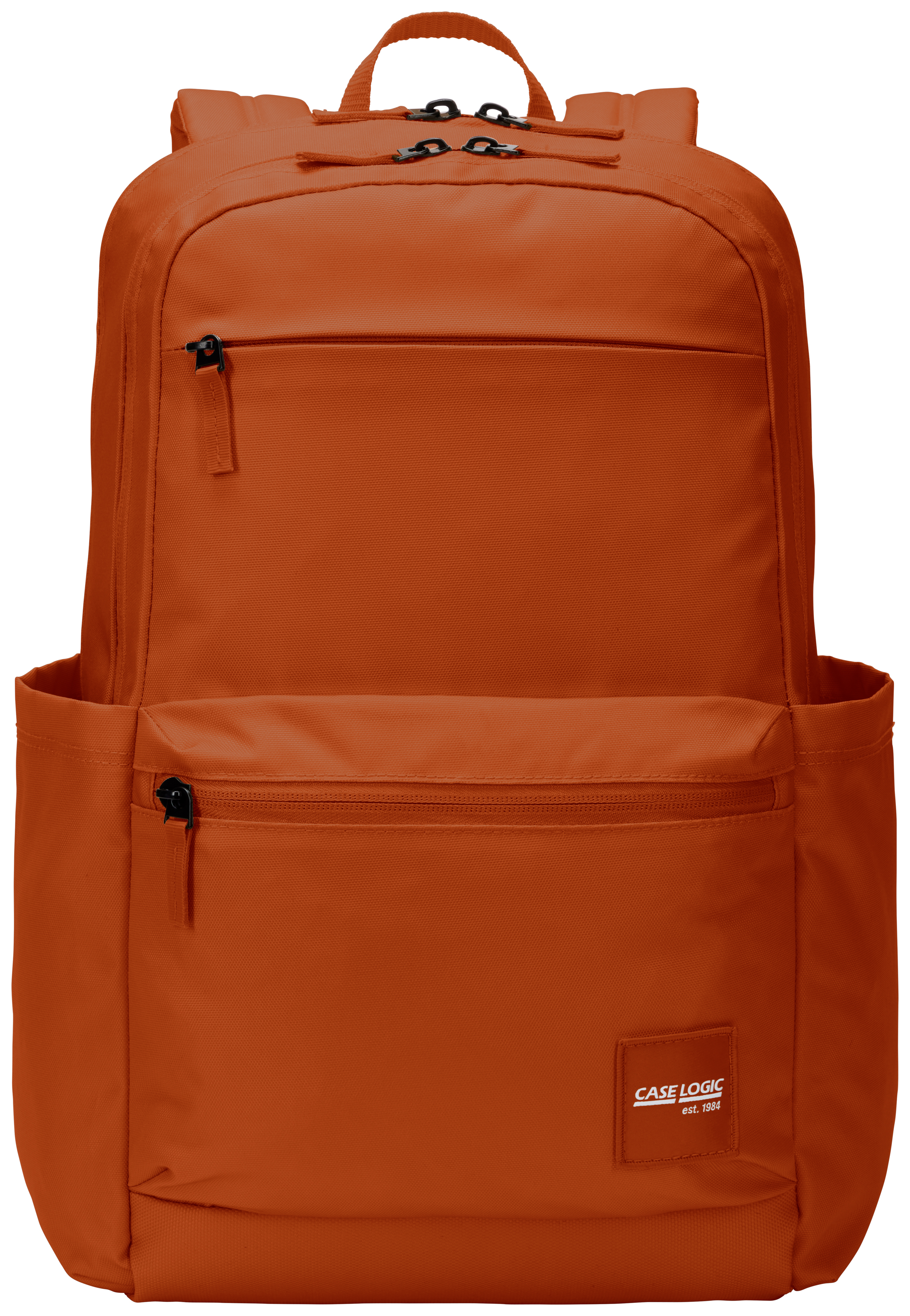 Ein orangefarbener Rucksack mit mehreren Reißverschlussfächern und einem Griff. Das Case Logic-Logo ist sichtbar.