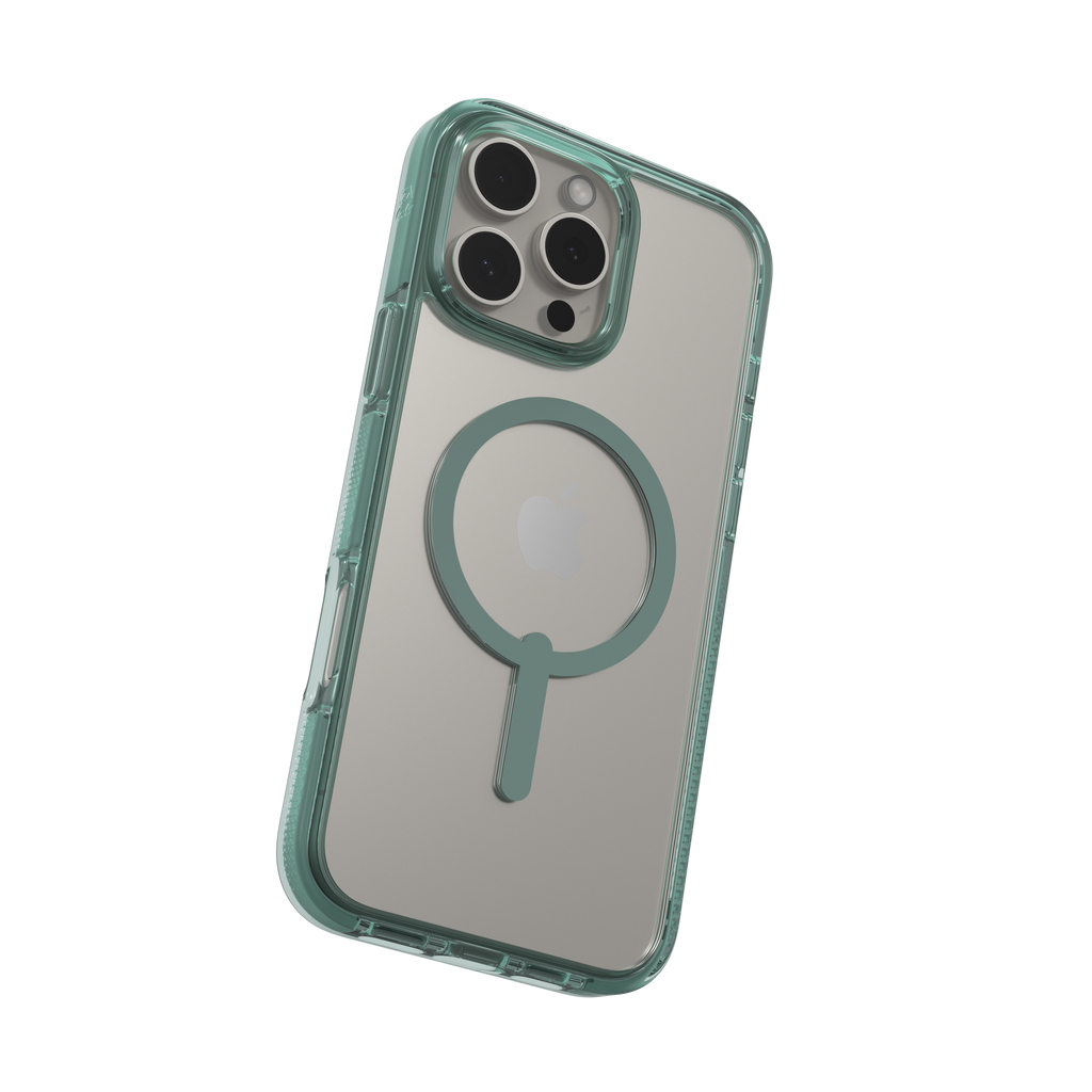 Een iPhone in een transparante hoes met een groene rand. De hoes heeft een magnetische ring aan de achterkant. De telefoon heeft drie camera's.
