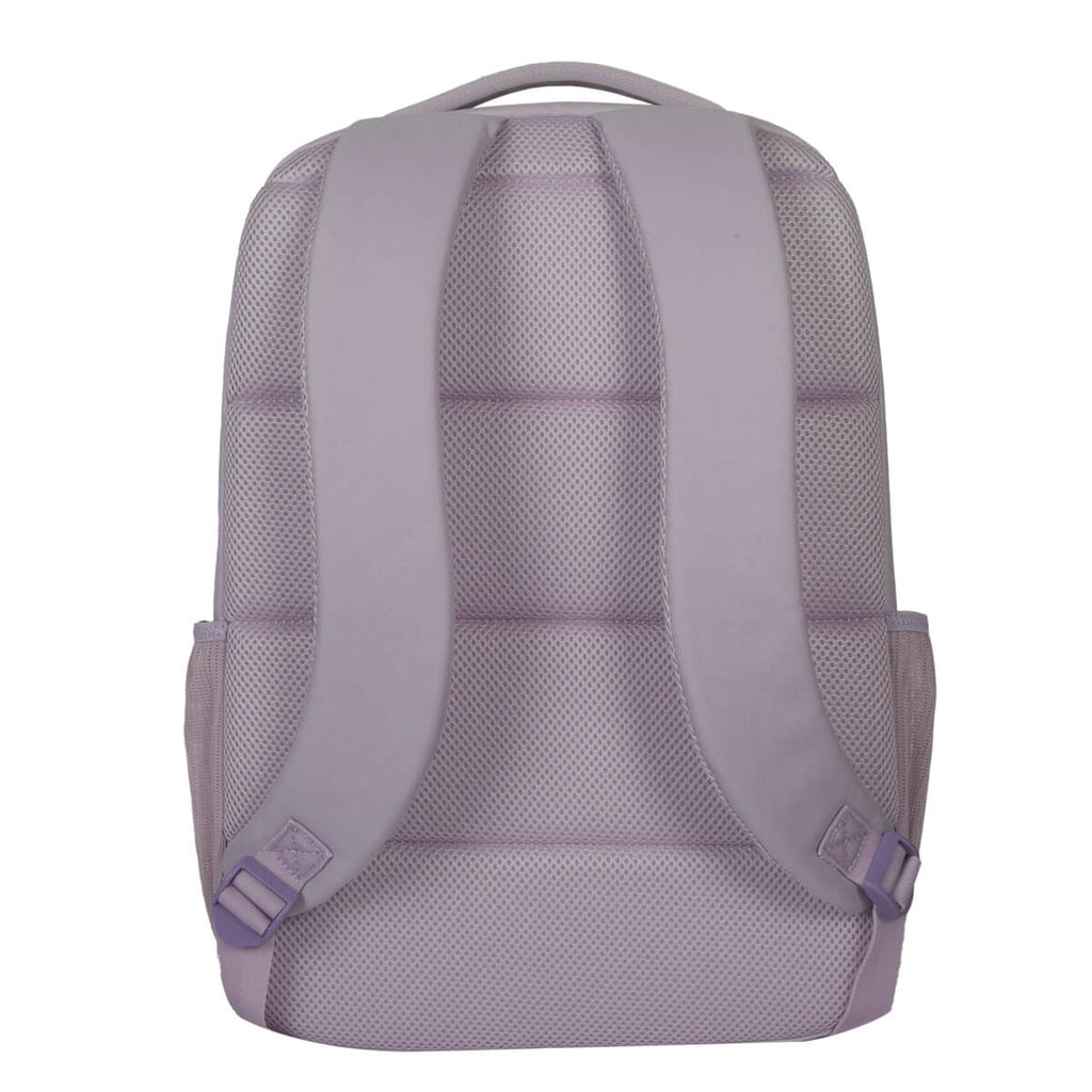 Vista posteriore di uno zaino color lavanda. Ha spallacci e pannello posteriore imbottiti, con dettagli in rete. Ci sono tasche laterali e una maniglia superiore.