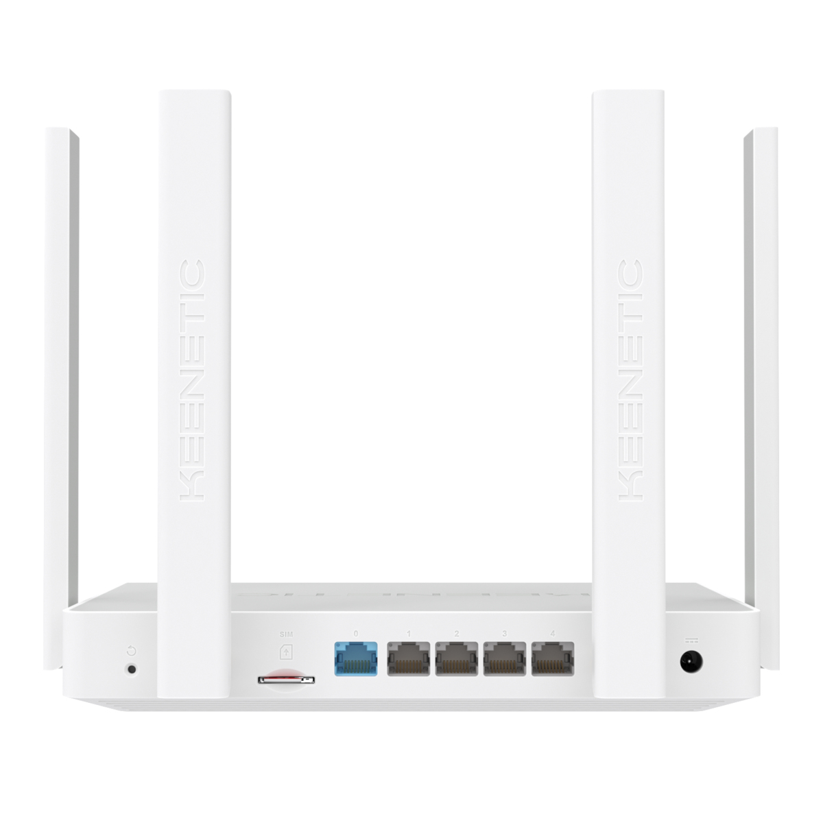 Router Keenetic blanco con antenas. Tiene varios puertos, incluidos puertos Ethernet azules y grises. Visible entrada de alimentación.