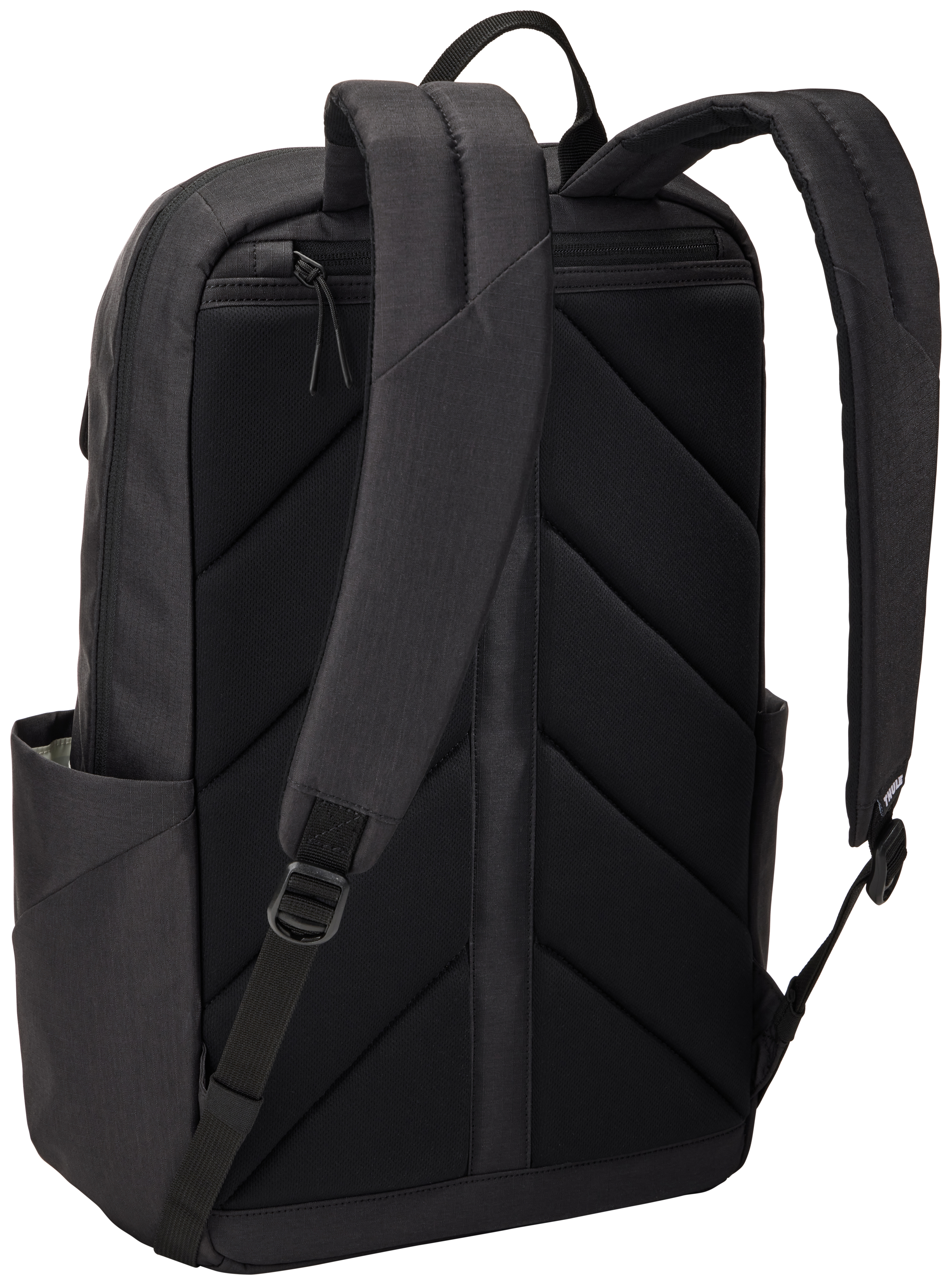 Schwarzer Rucksack mit gepolsterten Trägern. Merkmale sind ein oberer Griff, eine Seitentasche und ein Reißverschluss.