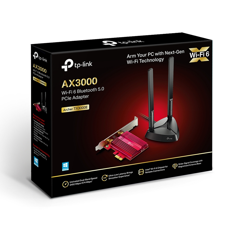 Pudełko adaptera TP-Link AX3000 Wi-Fi 6 PCIe. Pokazuje produkt, z antenami i czerwoną płytką drukowaną.