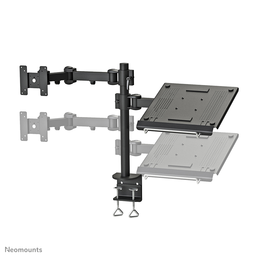 Ein schwarzer Monitorarm mit Laptop-Ablage. Er ist auf einer weißen Oberfläche montiert. Der Arm hat mehrere Gelenke und eine Klemme.