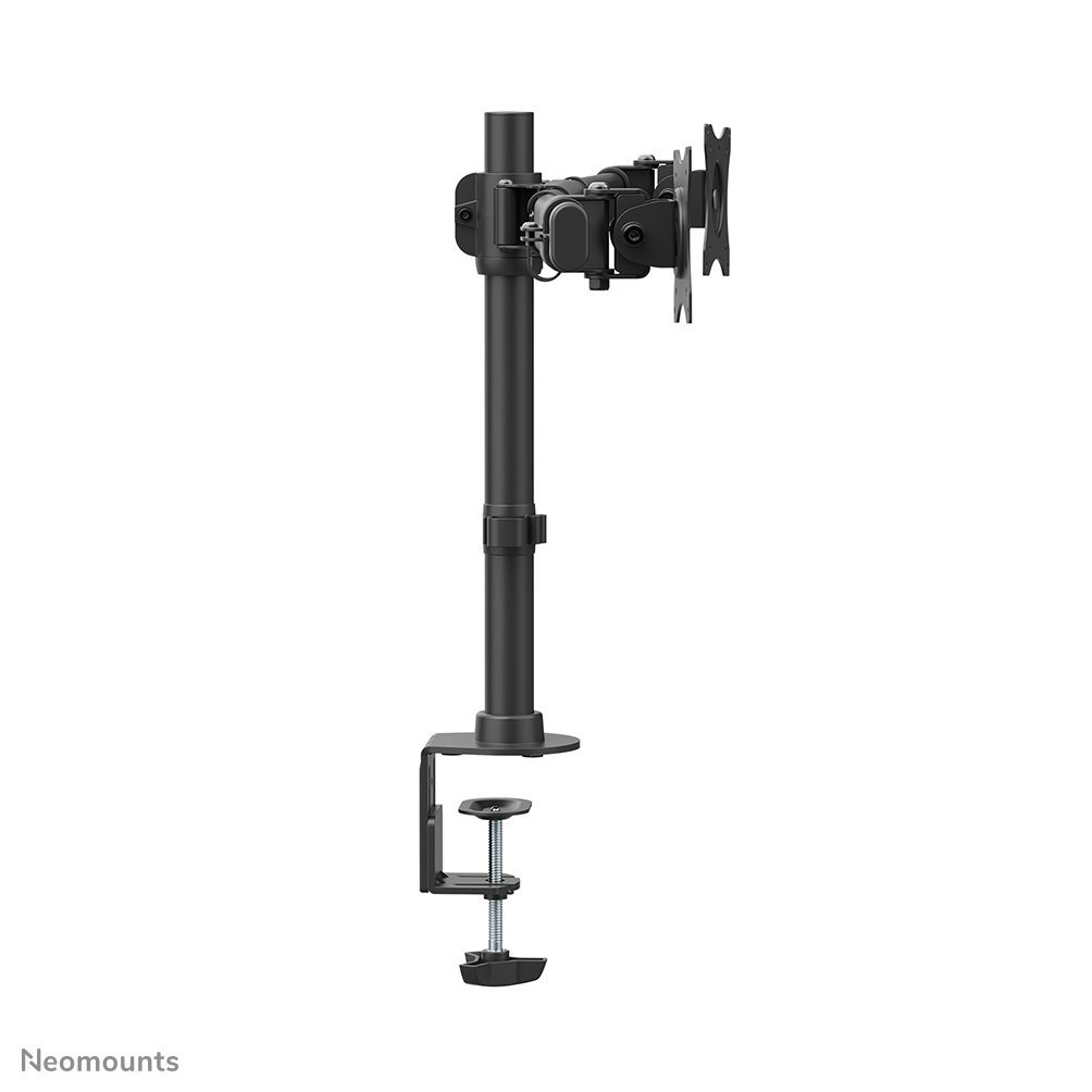 Schwarze Monitorhalterung mit Klemmfuß, verstellbarem Arm und Halterung für einen Bildschirm. Isoliert auf weißem Hintergrund.
