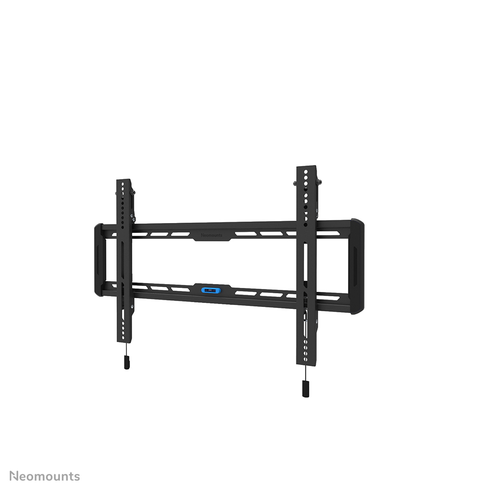 Eine schwarze TV-Wandhalterung. Sie hat horizontale Balken und vertikale Stützen mit mehreren Löchern. In der Mitte befindet sich eine blaue Wasserwaage.