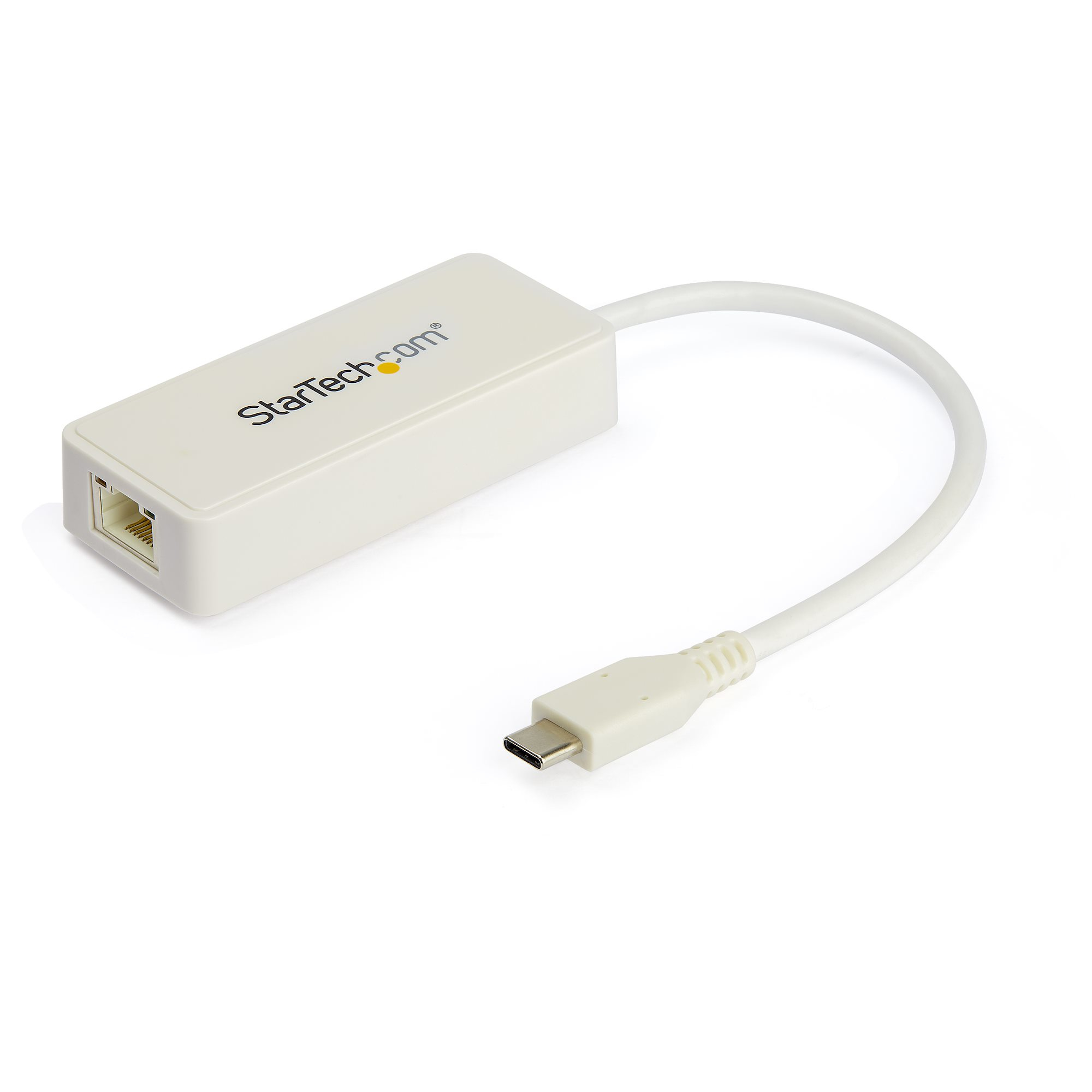 Weißer StarTech-Adapter mit USB-C-Anschluss und Ethernet-Anschluss auf weißem Hintergrund.