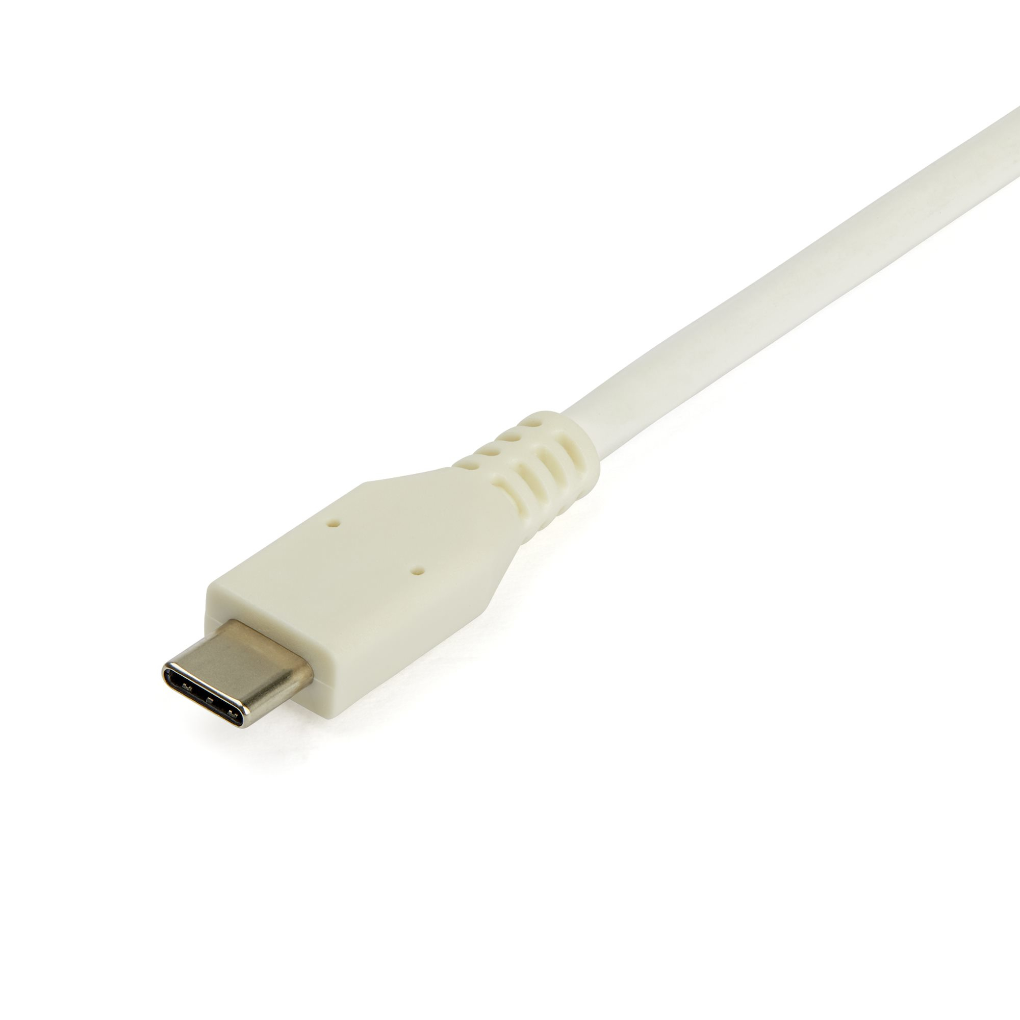 Ein weißes USB-C-Kabel auf weißem Hintergrund. Der Stecker ist cremefarben.