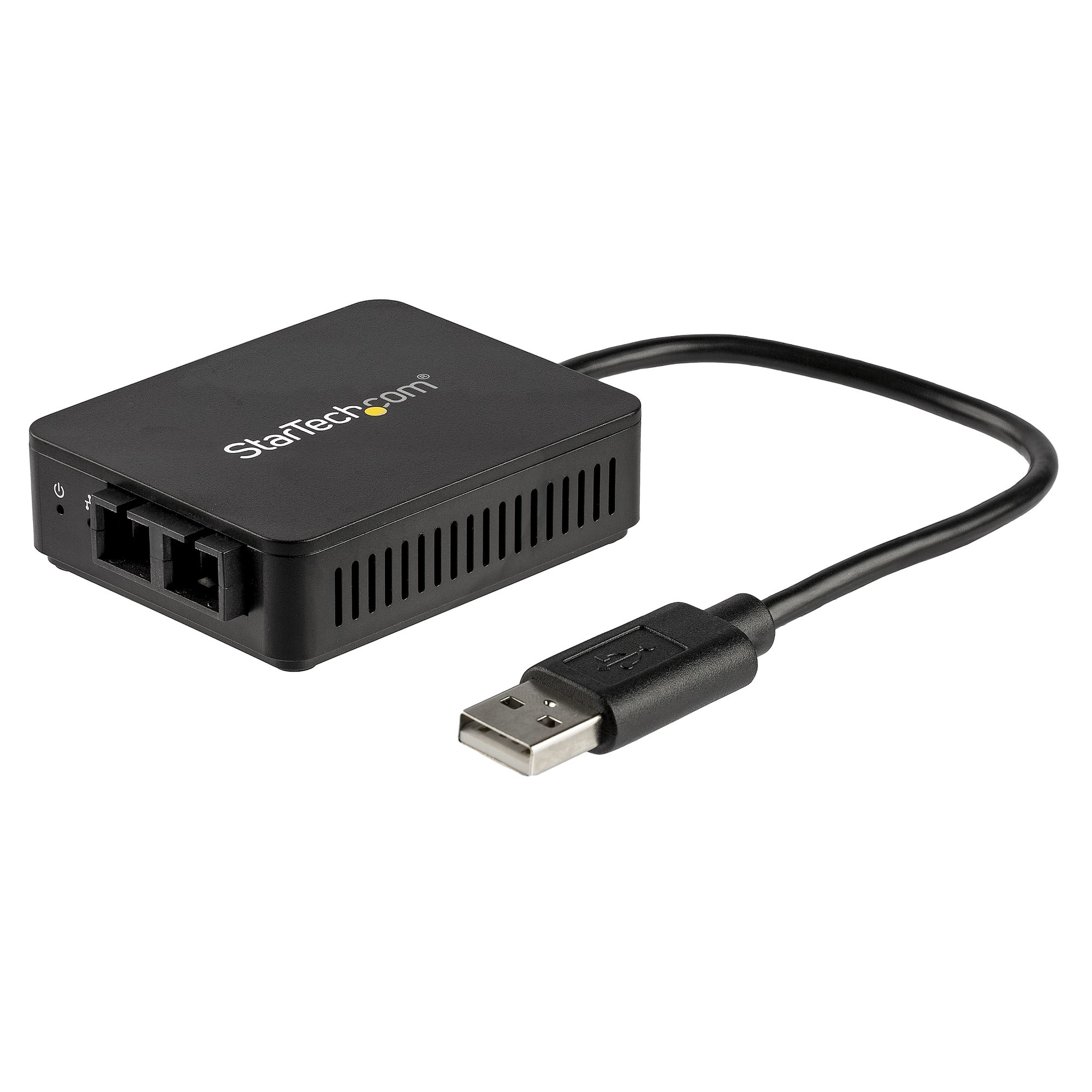 Schwarzer StarTech-Adapter mit USB-Kabel, RJ45-Anschlüssen und Ein-/Aus-Taste auf weißem Hintergrund.