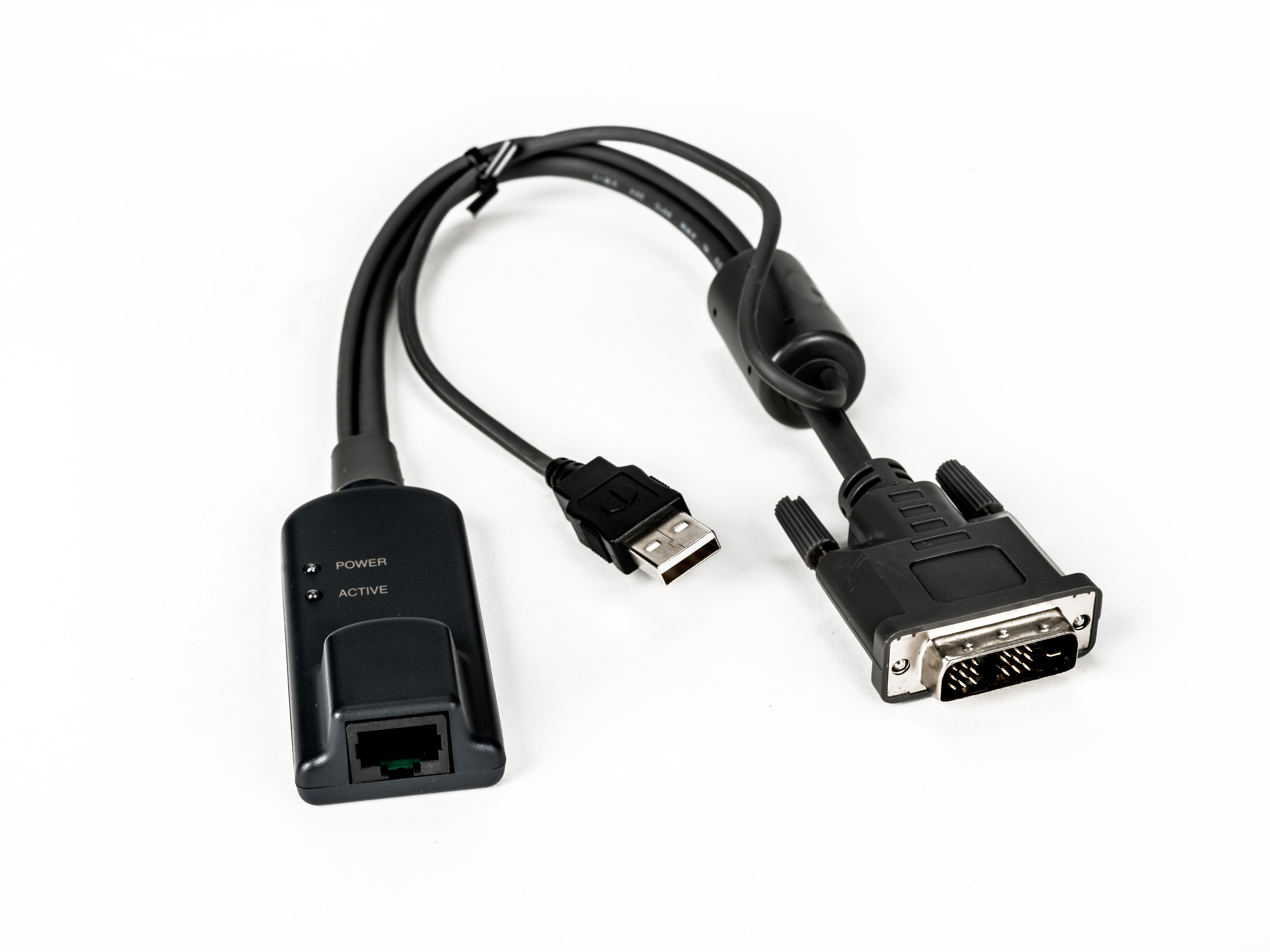Schwarzes Adapterkabel mit USB-, DVI- und RJ45-Anschlüssen auf weißem Hintergrund. Es hat Strom- und Aktivitätsleuchten.