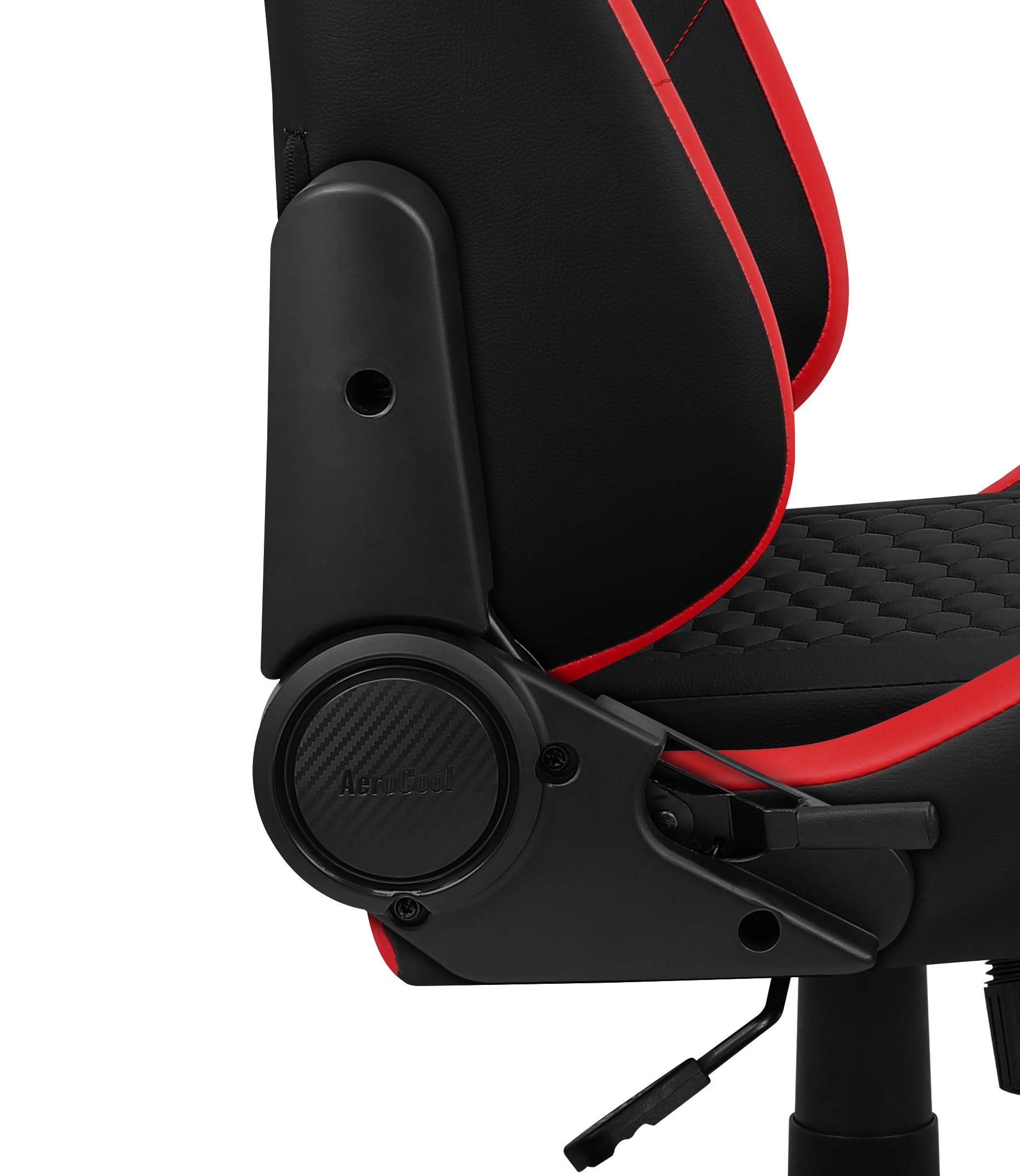 Primer plano de una silla gaming negra y roja. La silla tiene cuero negro con detalles rojos y un mecanismo negro.