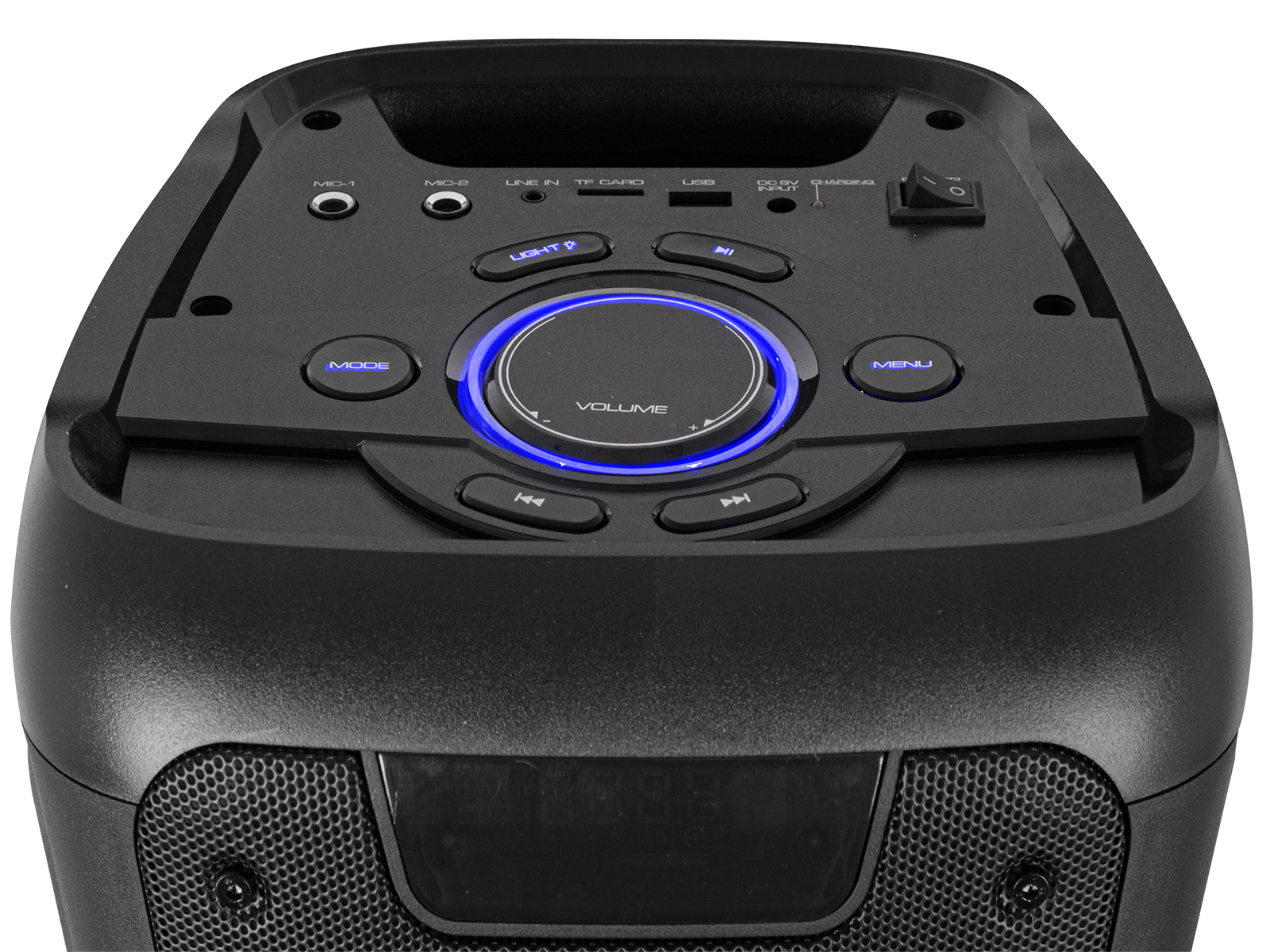Un altavoz negro con botones de volumen y función, un interruptor de encendido y rejillas de altavoz.