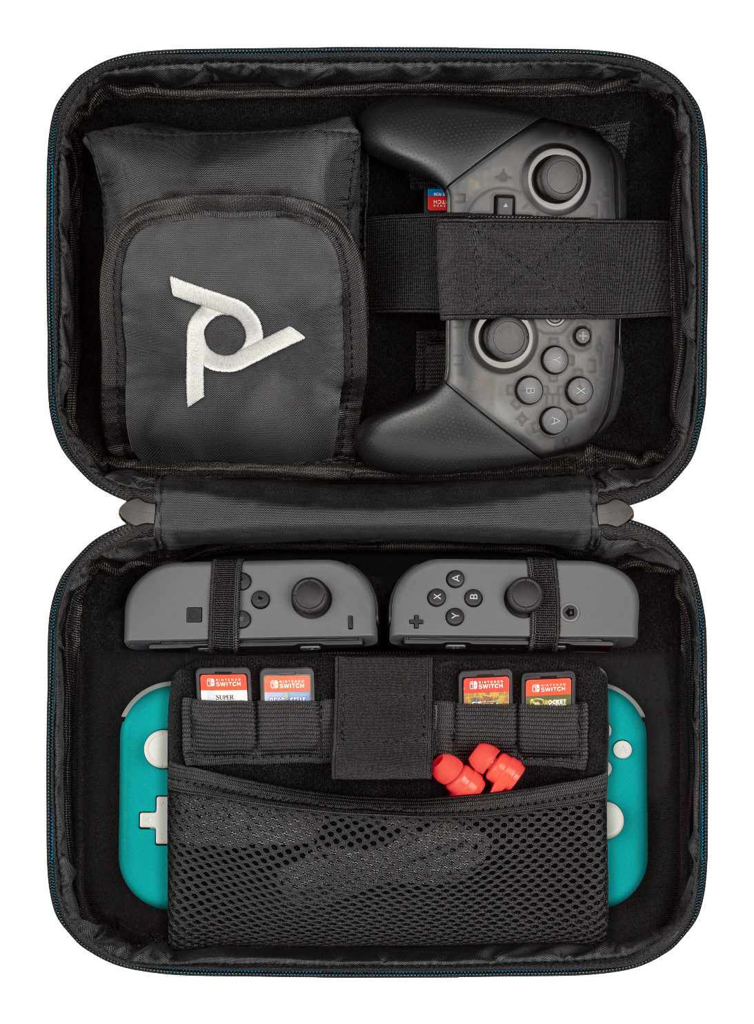 Estuche negro abierto con accesorios de Nintendo Switch: mando, Joy-Cons, cartuchos de juego y Switch Lite turquesa.