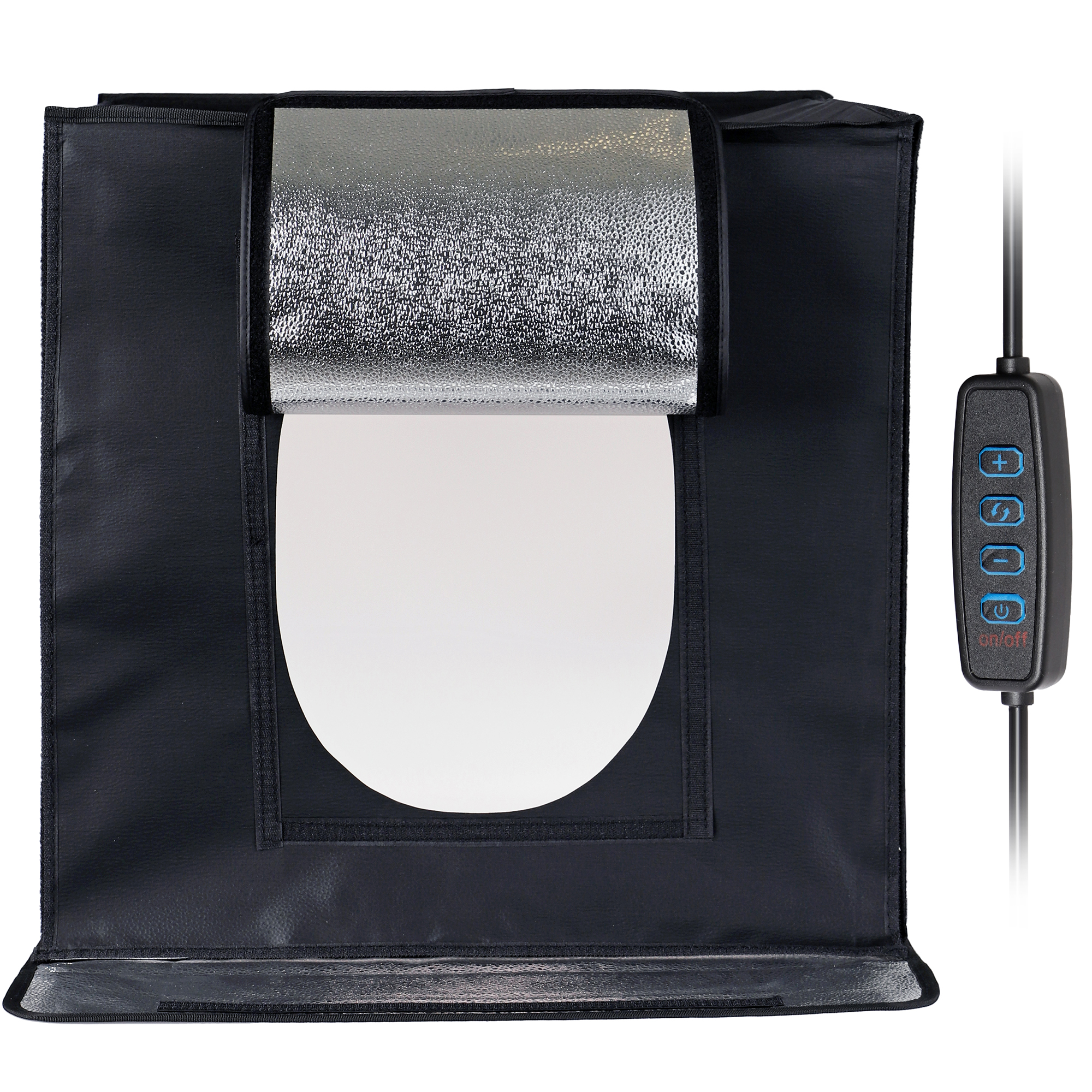 Eine schwarze Fotostudio-Lichtbox mit Bedienfeld und weißem Innenraum. Die Oberseite hat eine reflektierende silberne Oberfläche.