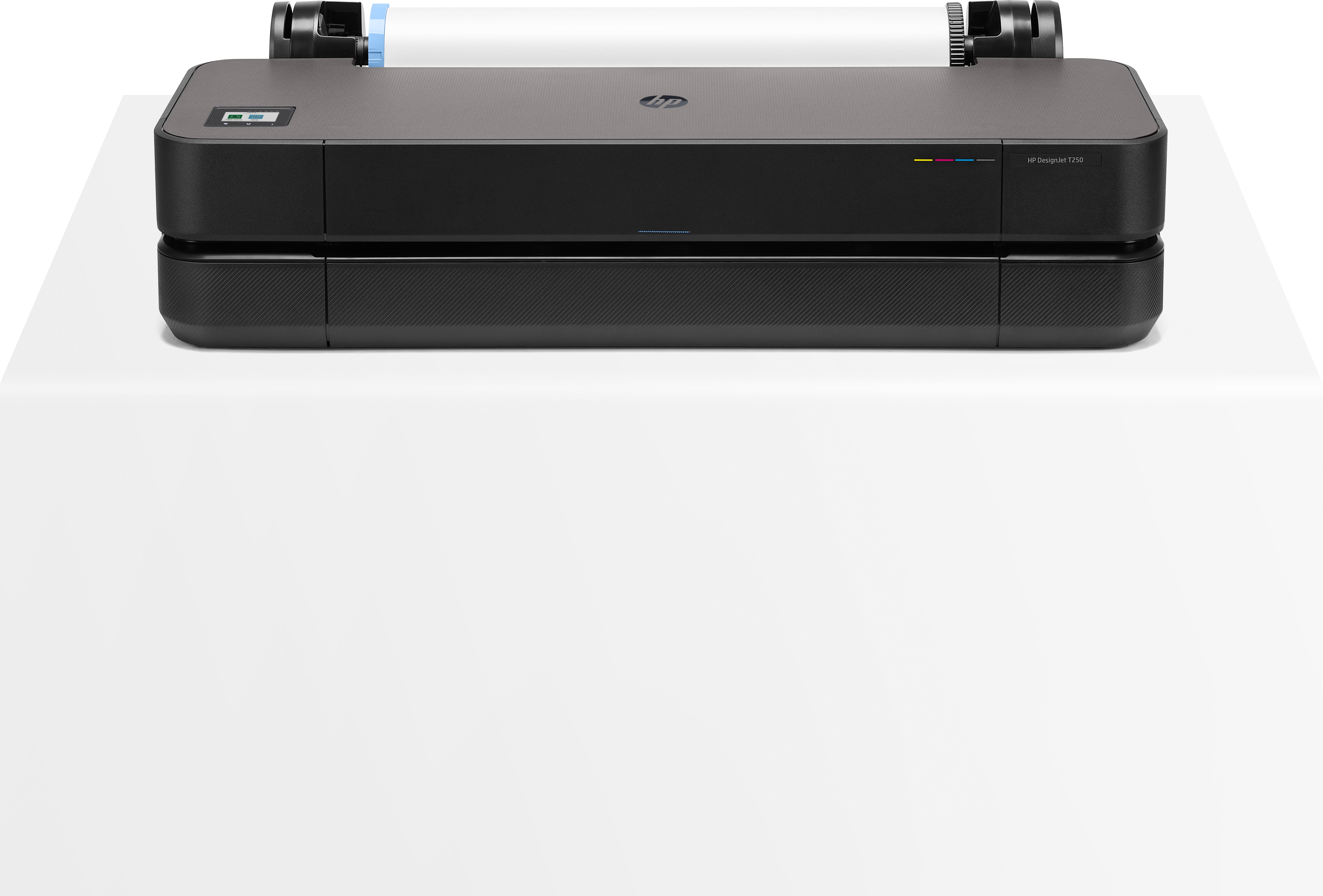 Ein schwarzer HP DesignJet T250 Drucker steht auf einer weißen Oberfläche. Eine Papierrolle ist darüber.
