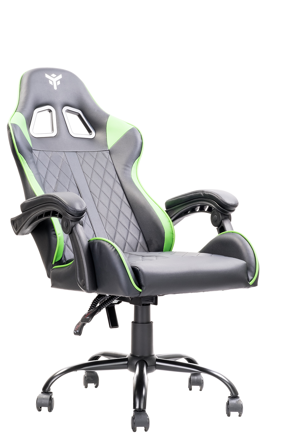 Sedia da gaming. Nera e grigia, con accenti verdi. Ha schienale alto, braccioli e base a cinque ruote. Isolato su bianco.