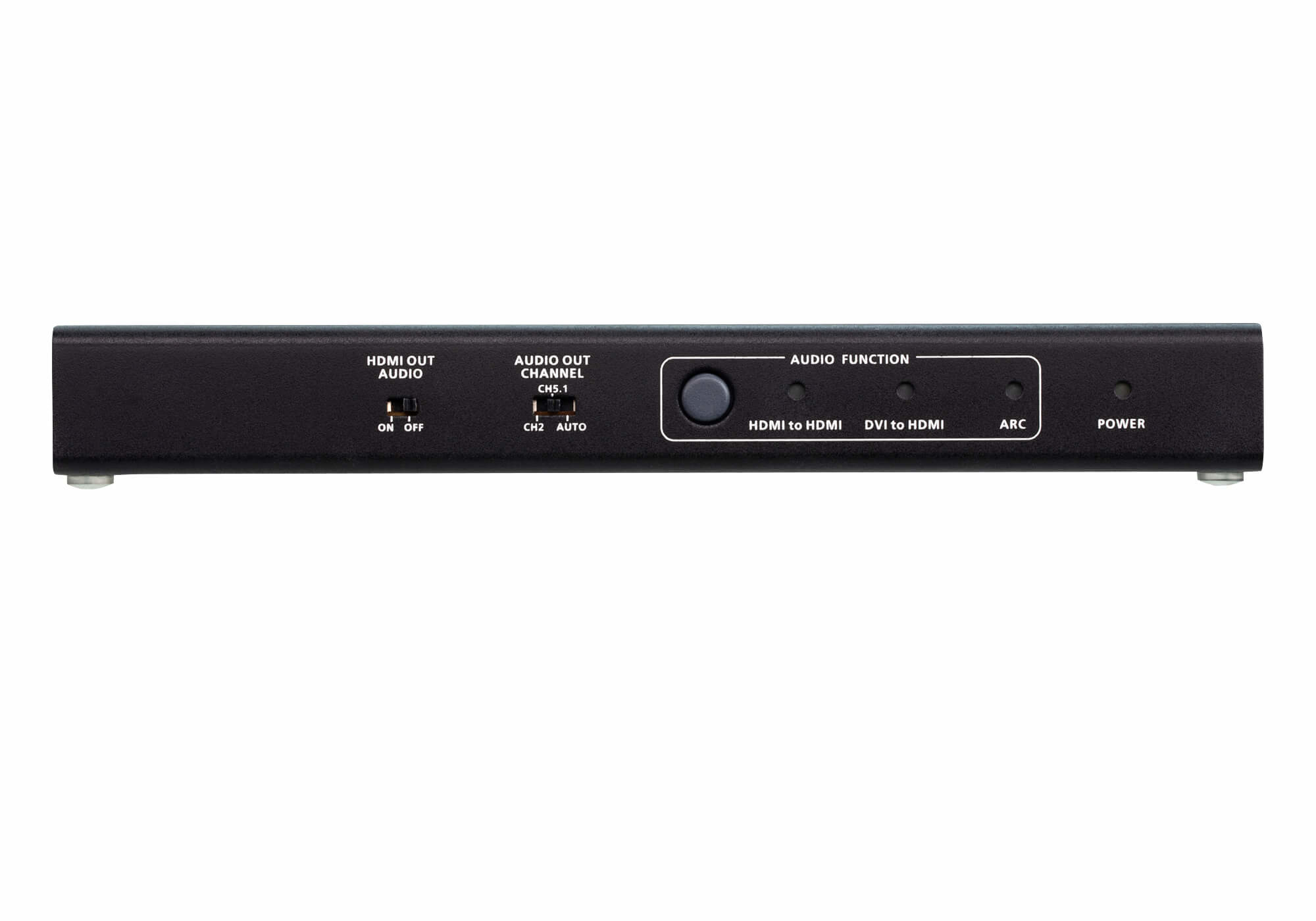 Ein schwarzes Audiogerät mit Knöpfen und Beschriftungen für HDMI, Audio und Strom, vor weißem Hintergrund.