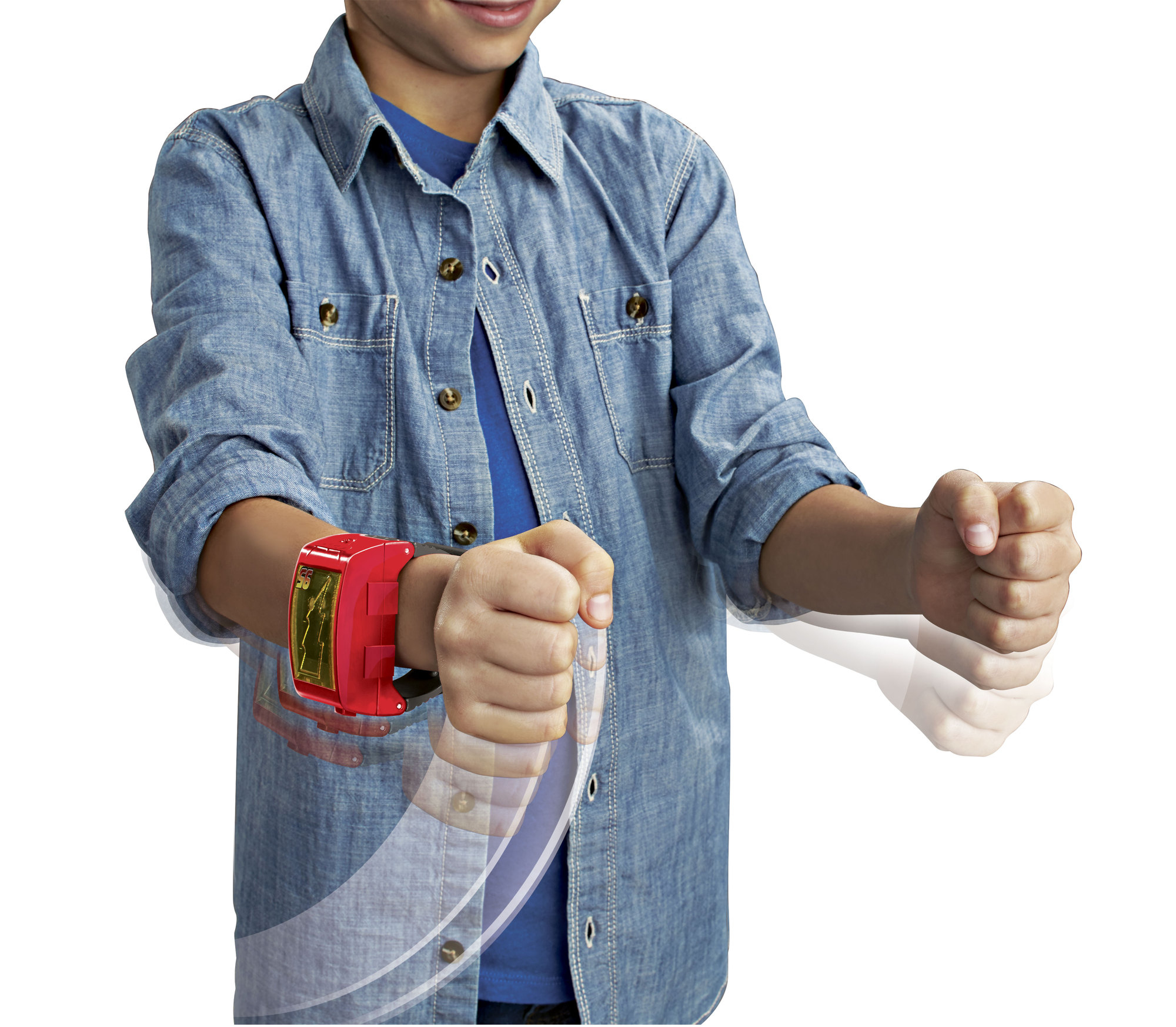 Chłopiec w dżinsowej koszuli i z czerwoną zabawką na nadgarstku. Zaciska obie ręce w pięści.