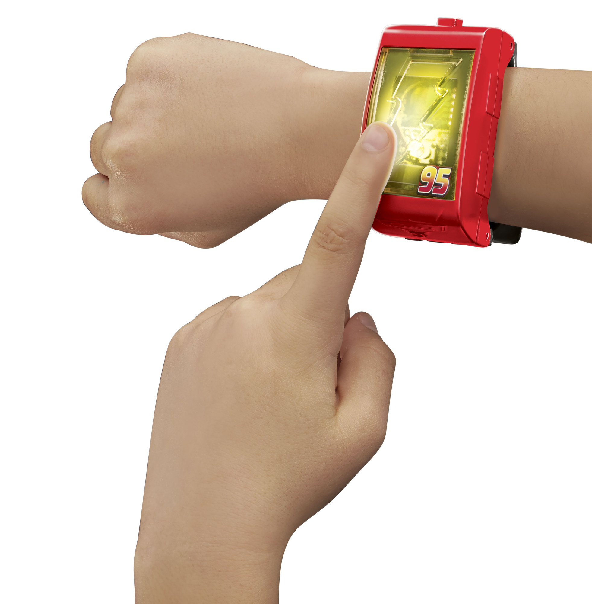 Ręka dotyka czerwonego zegarka-zabawki, który wyświetla żółtą błyskawicę i numer 95. Widoczna jest kolejna dłoń.