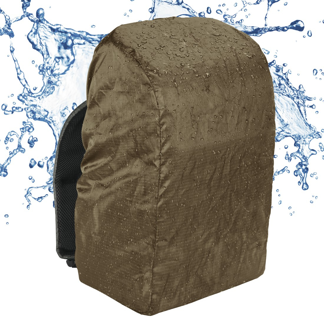 Een bruine rugzakhoes met waterdruppels is afgebeeld. Waterspetters op de achtergrond. De hoes zit op een rugzak.
