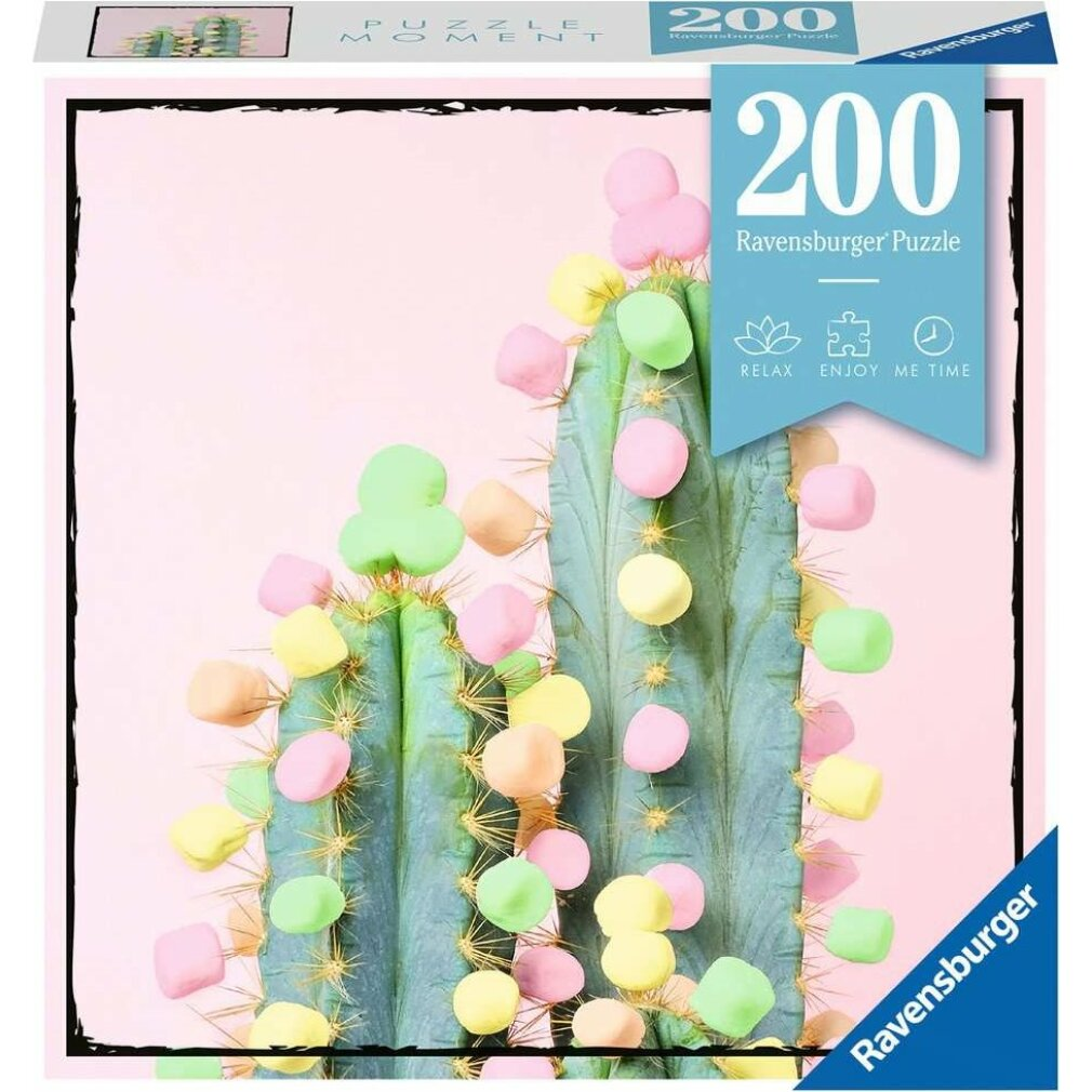 Ein Kaktus bedeckt mit pastellfarbenen Marshmallows. Im Hintergrund eine Puzzleschachtel mit der Zahl 200.