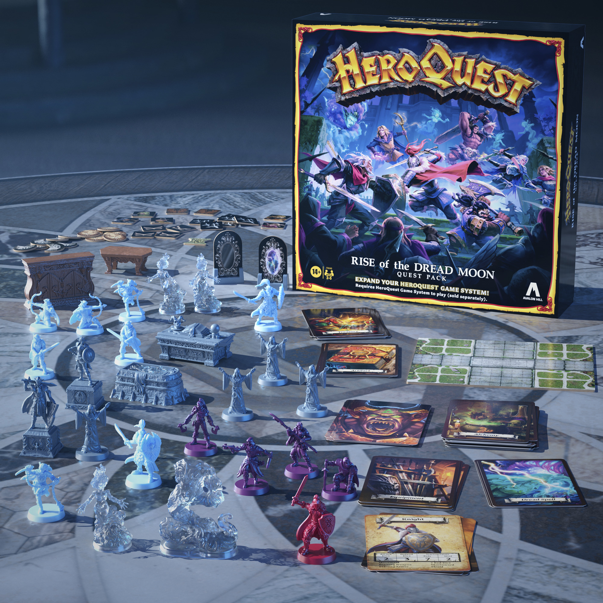 HeroQuest-Brettspiel-Set mit Miniaturen, Karten und Schachtel. Figuren sind weiß, lila und rot. Die Schachtel zeigt eine Kampfszene.