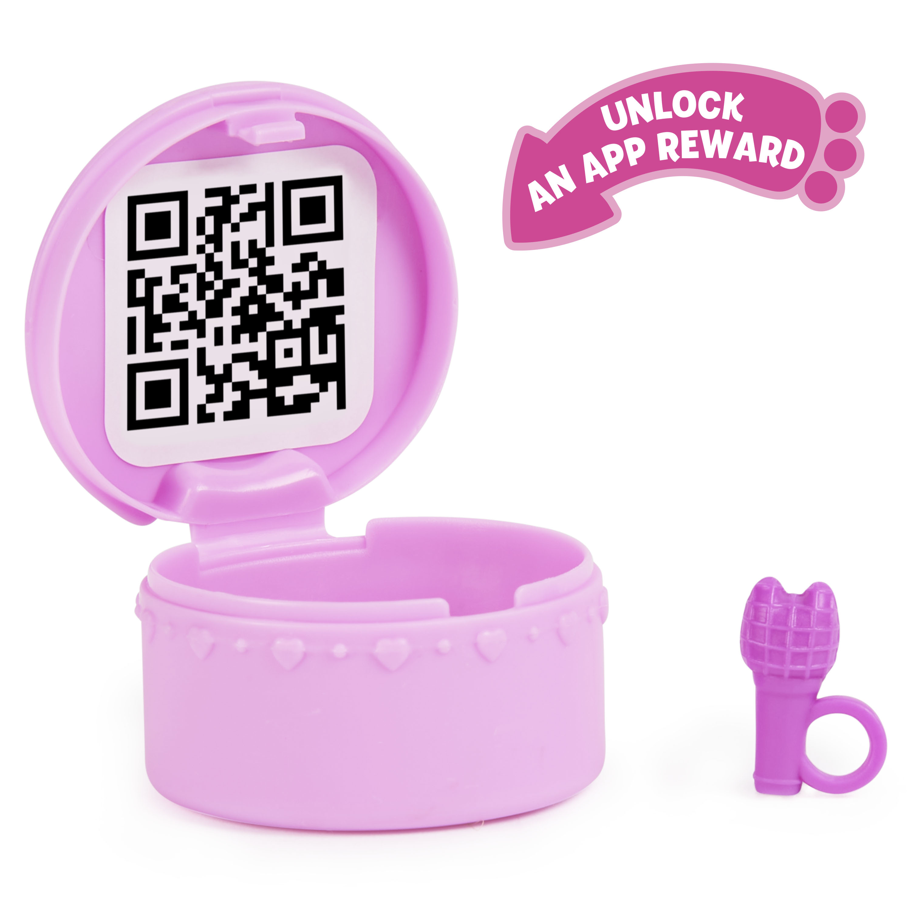 Różowy pojemnik z kodem QR w środku, przedmiot w kształcie kota i strzałka z napisem 'Odblokuj nagrodę w aplikacji'.