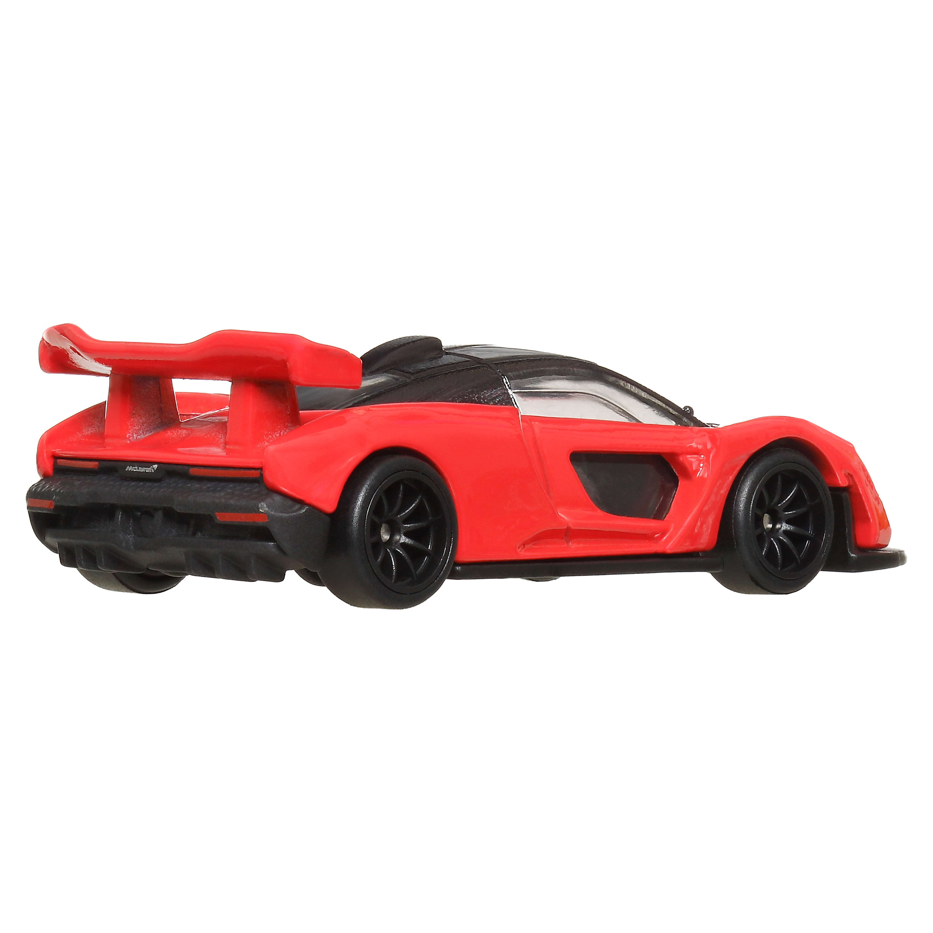 Ein rotes Spielzeugauto mit schwarzen Rädern und Spoiler auf weißem Hintergrund. Es ist ein McLaren.