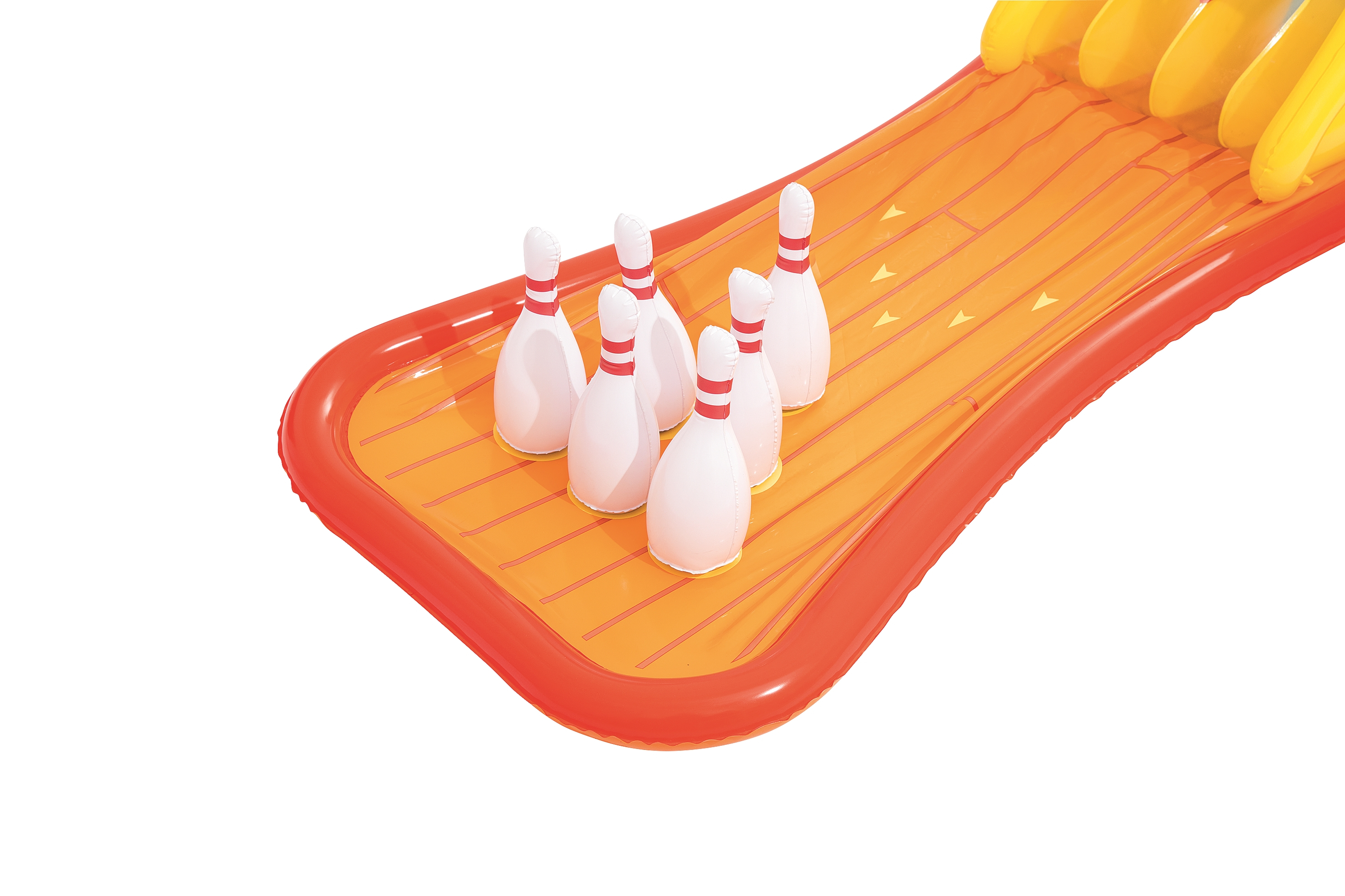Nadmuchiwana kręgielnia z białymi kręglami, czerwonymi paskami i pomarańczowym torem na białym tle.