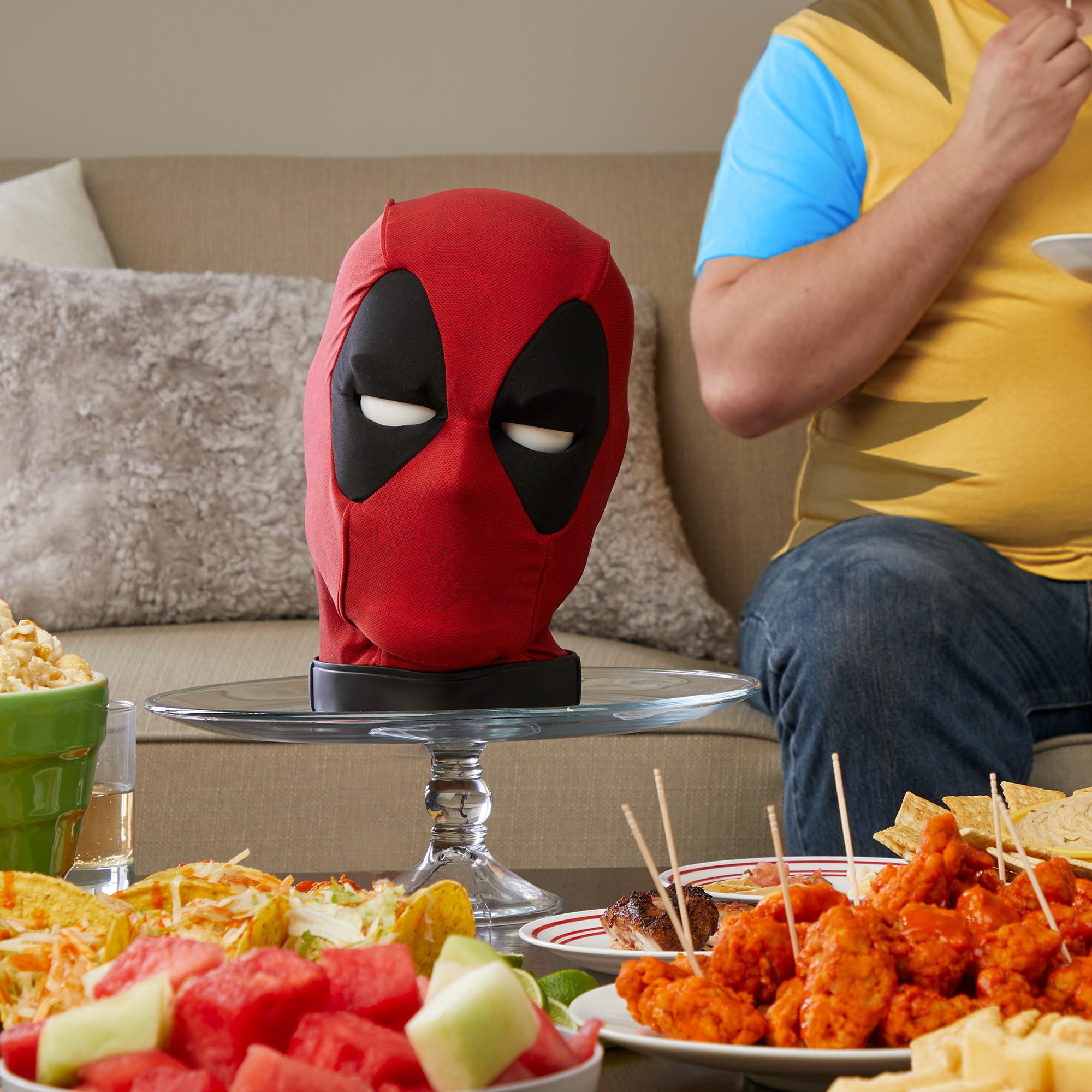 HASBRO Legends Deadpool's Head Premium İnteraktif Kafa Heykeli