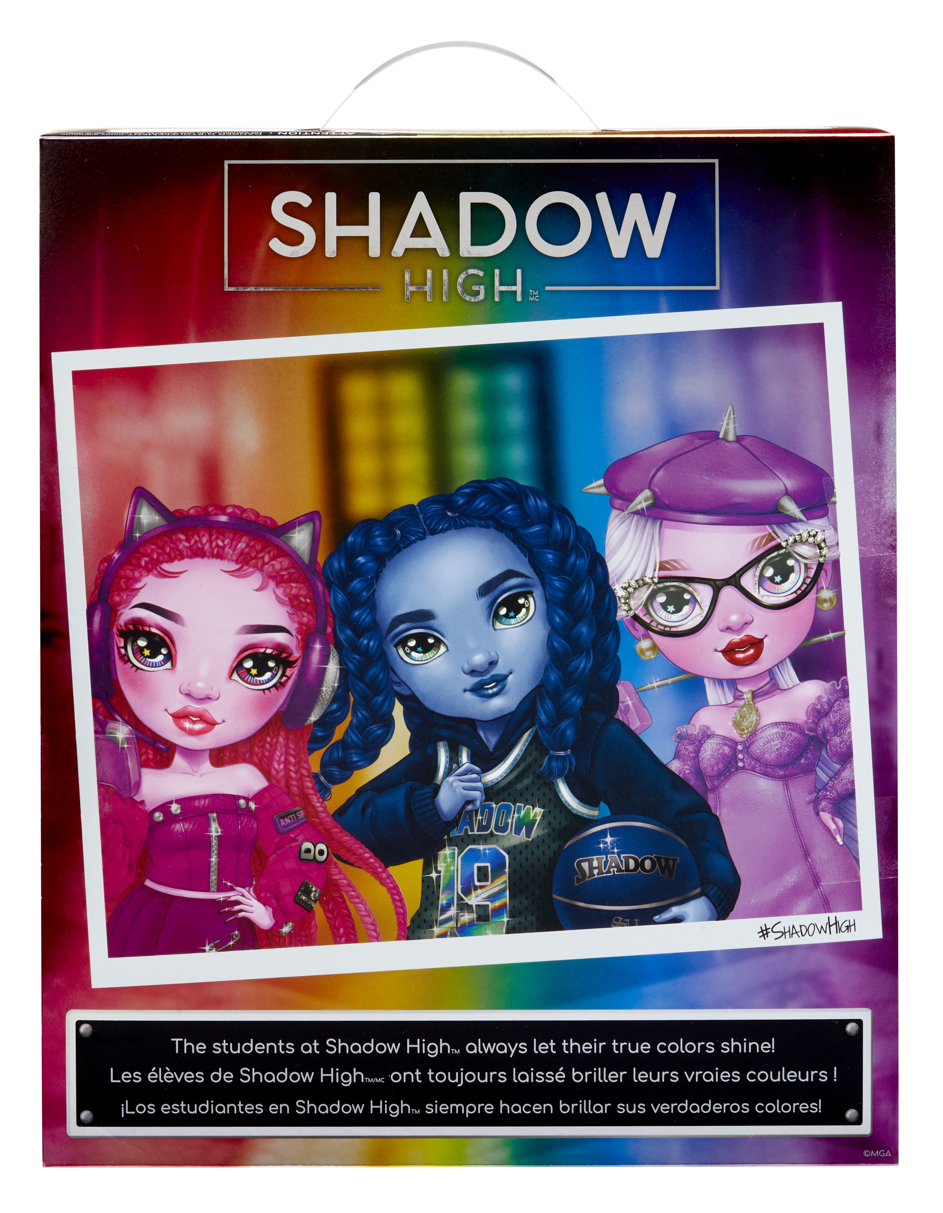 Grafika pudełka przedstawia trzy lalki: rudowłosą, o niebieskiej skórze i białych włosach, z tekstem: Shadow High. Lalki są w ramce.