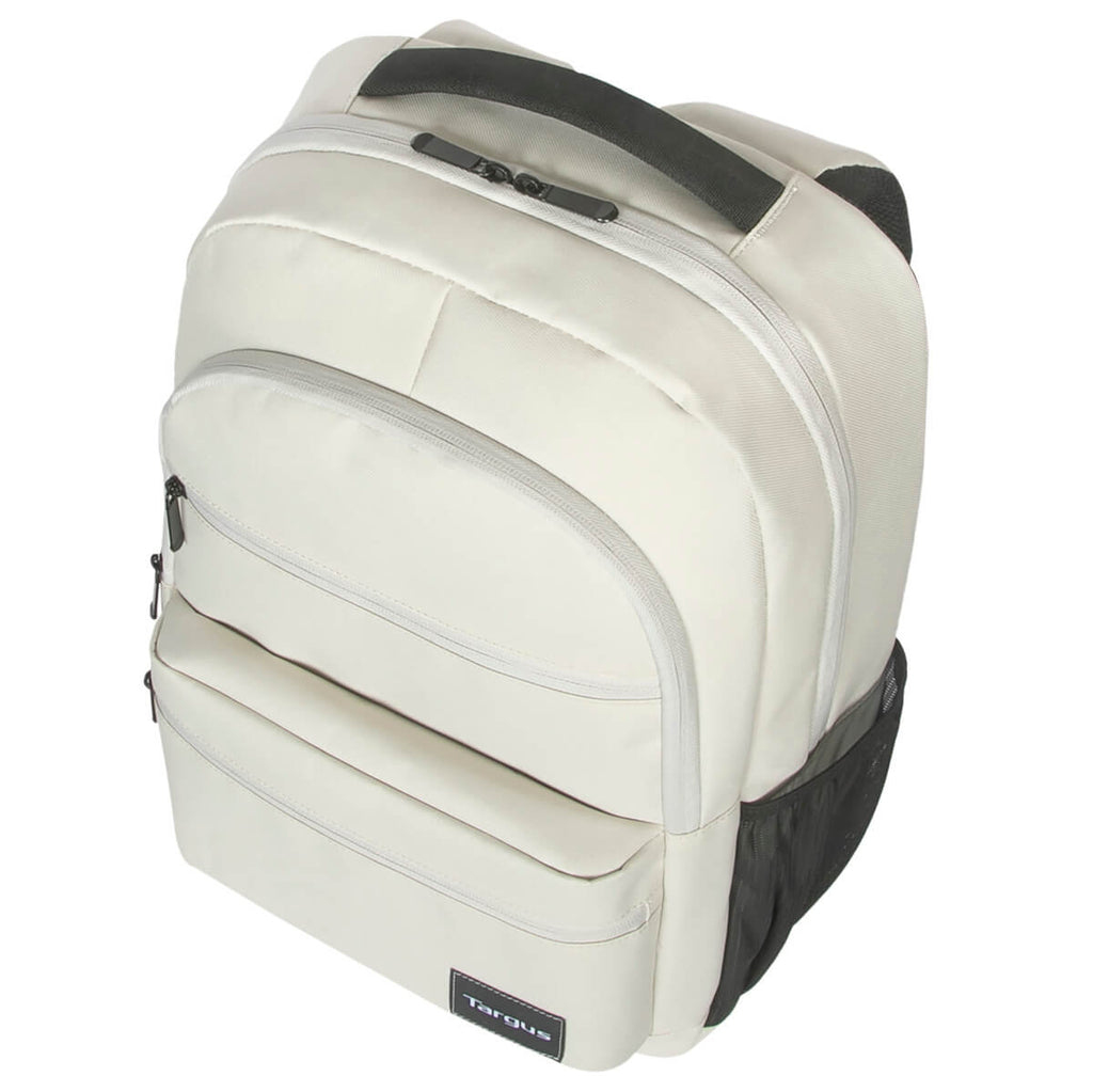 Ein cremefarbener Targus-Rucksack mit mehreren Fächern und Reißverschlüssen. Ein schwarzer Griff und eine Netztasche sind sichtbar. Der Hintergrund ist weiß.