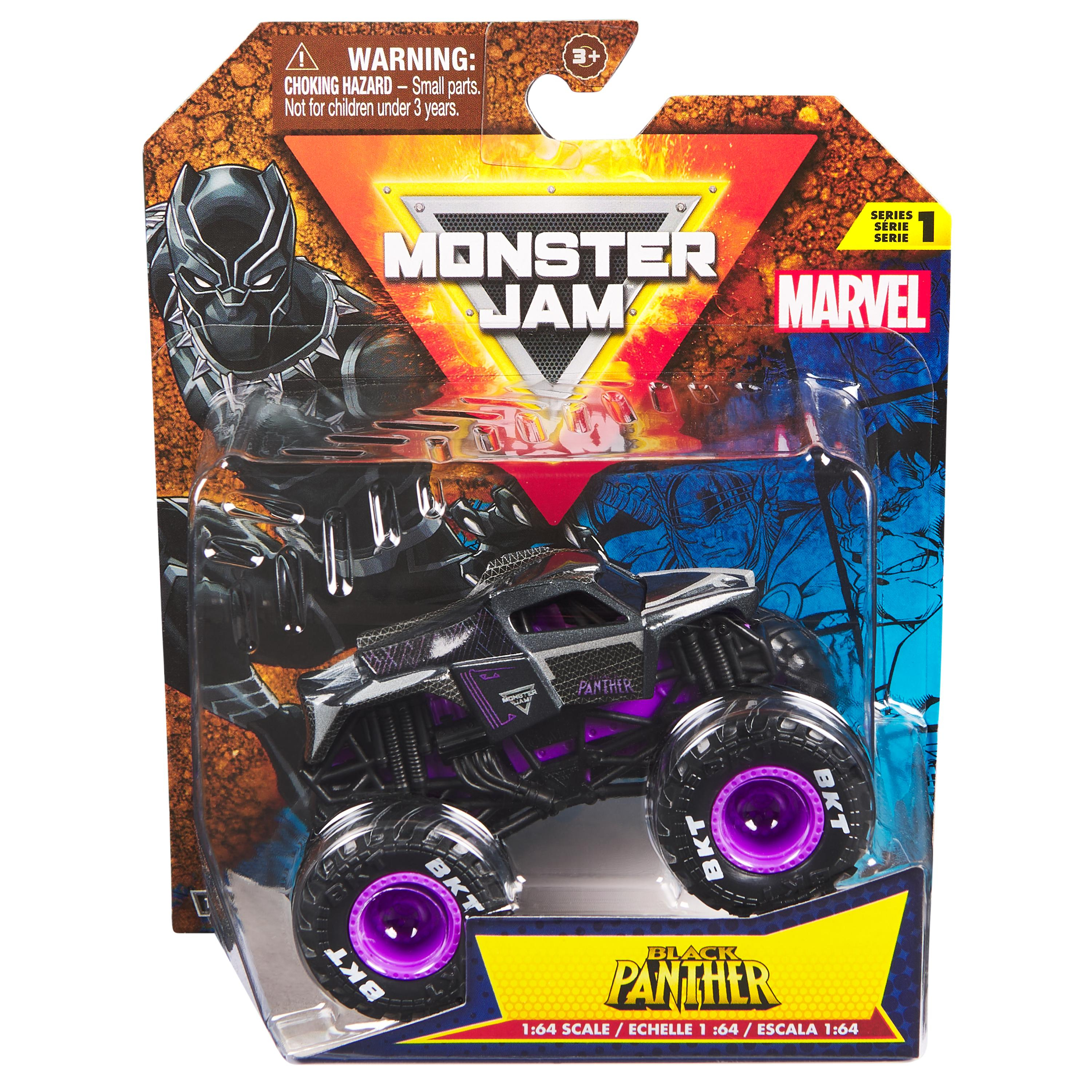 Un juguete de camión Black Panther Monster Jam en un paquete. El camión tiene ruedas moradas y dice 'Black Panther'.