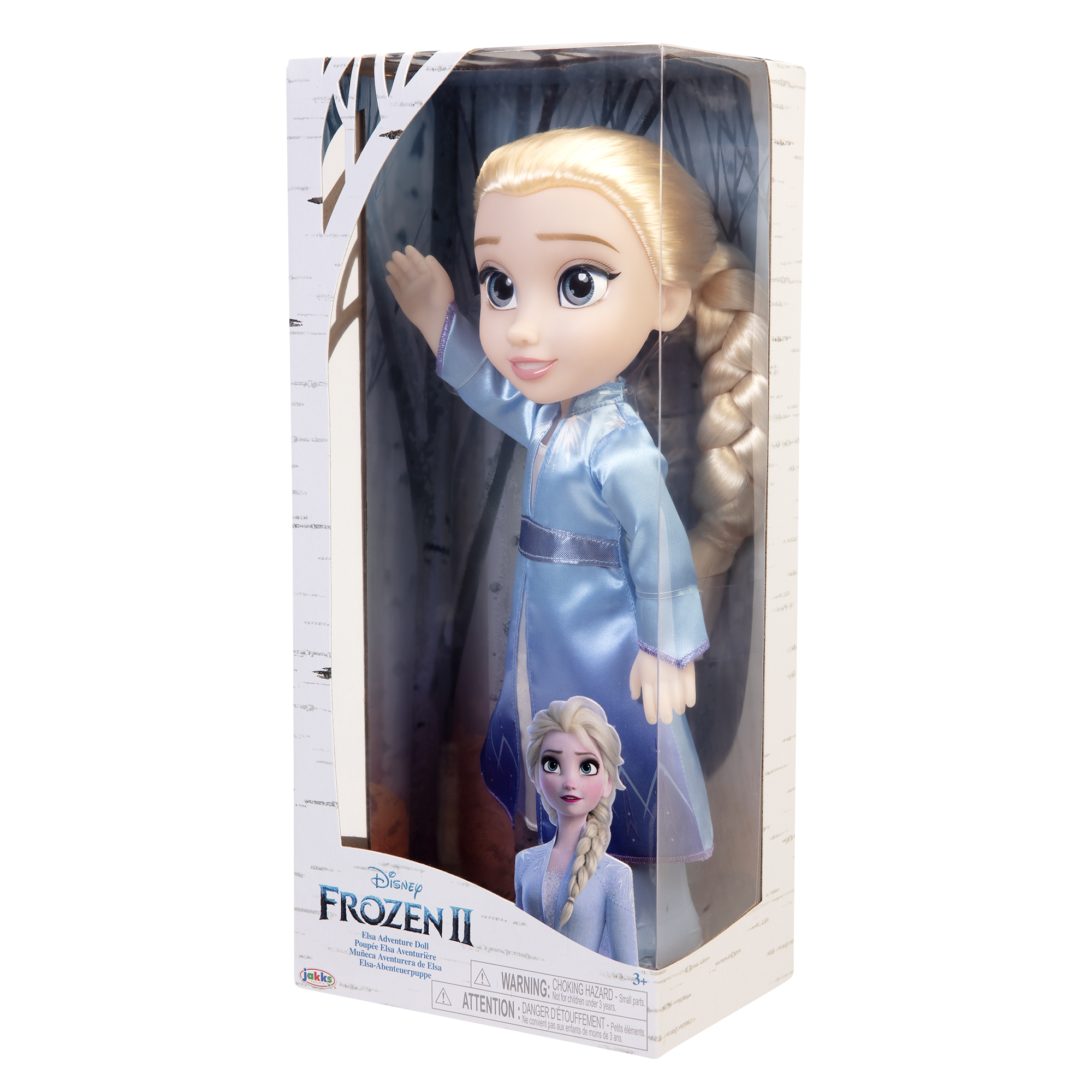 Lalka Elsy w pudełku. Ma na sobie niebieską sukienkę i blond warkocz. Pudełko ma logo Frozen II.