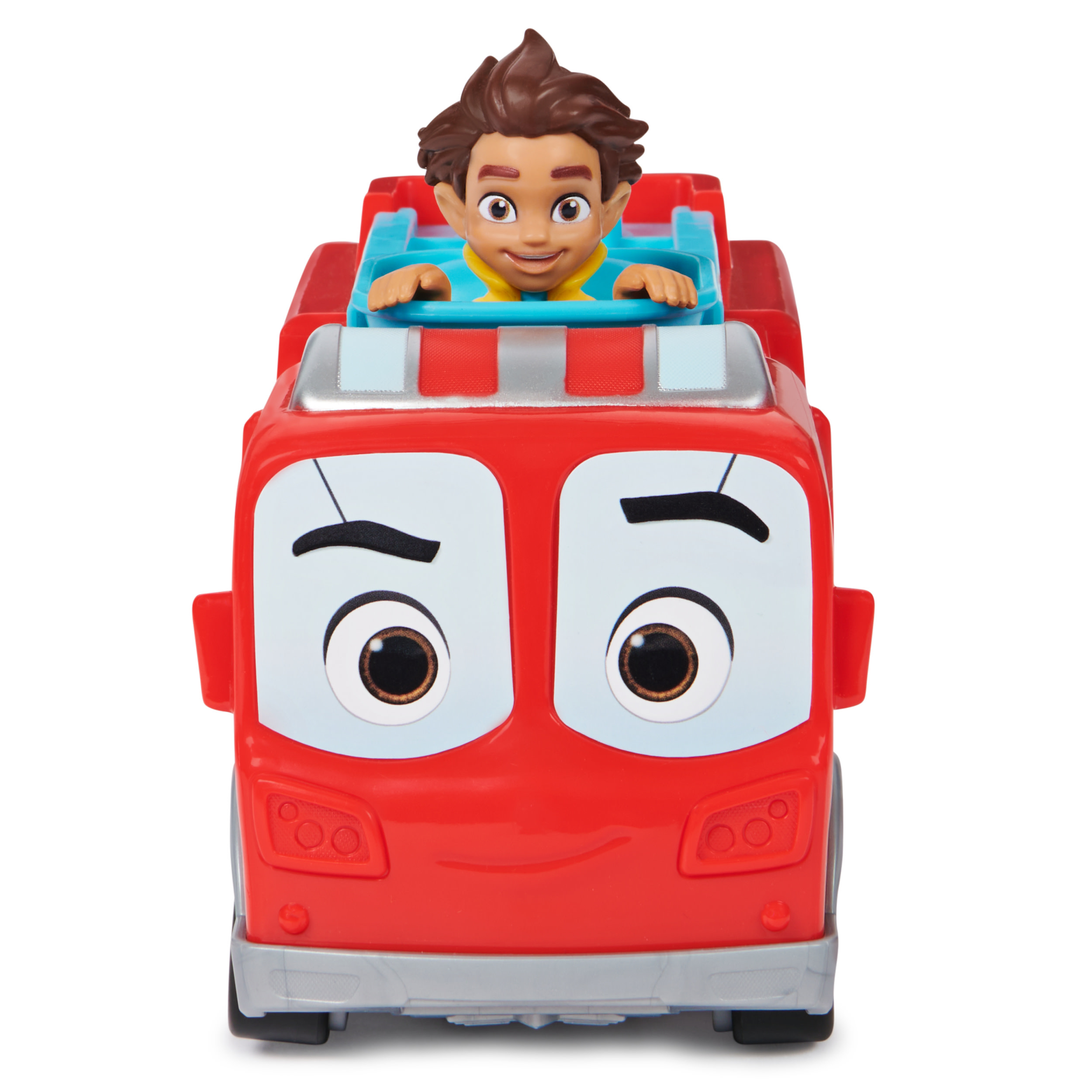 Czerwona zabawka ciężarówka z kreskówkową twarzą i figurką chłopca na siedzeniu kierowcy. Tło jest białe.