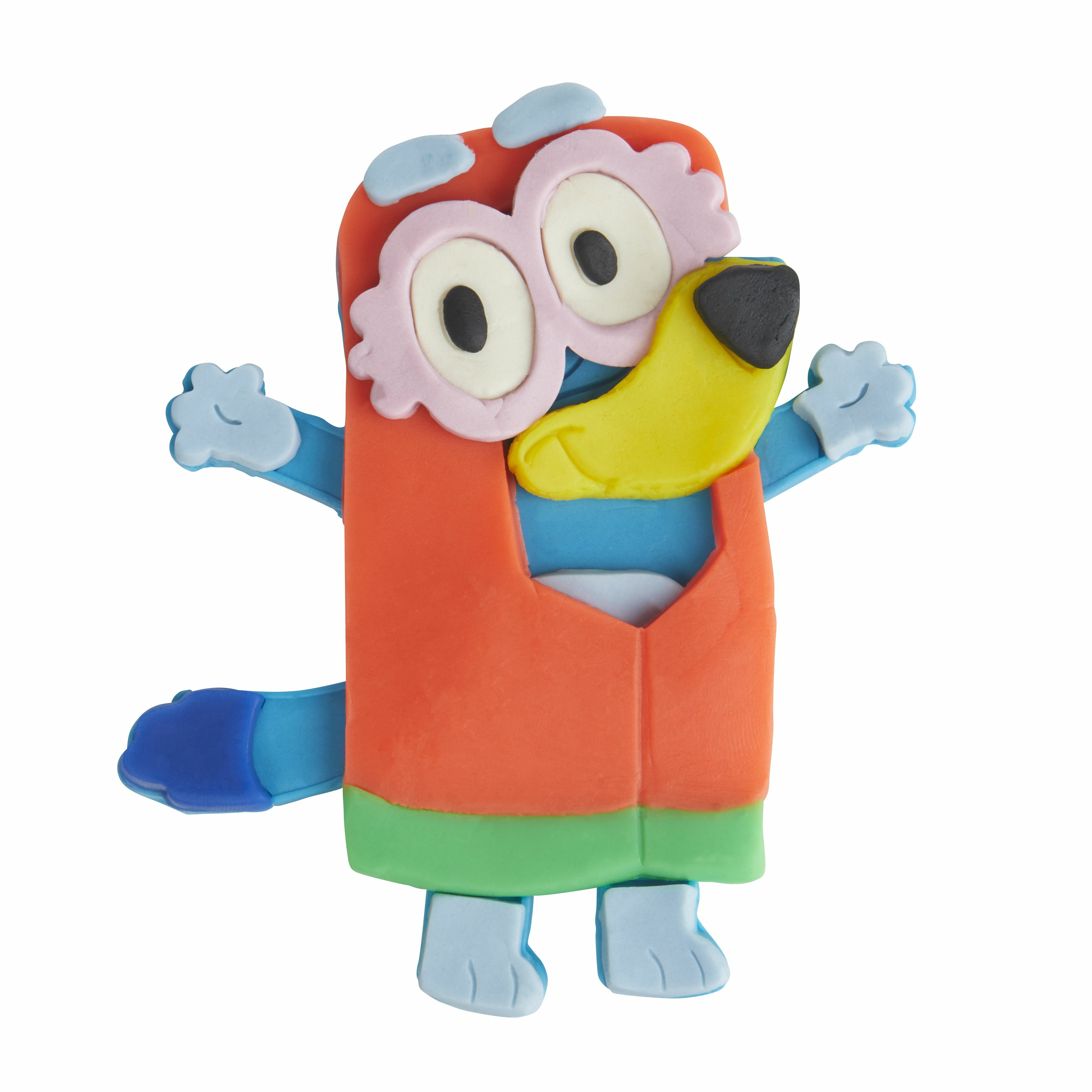 Una figura de arcilla colorida de un perro de dibujos animados con chaleco naranja, nariz amarilla y brazos y piernas azules.
