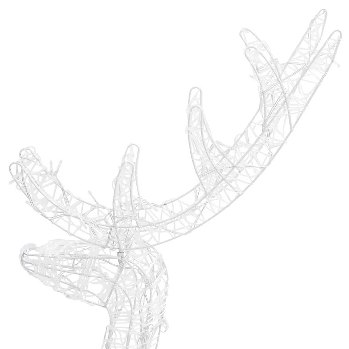 Ein weißer Drahtrahmen-Rentierkopf und -Geweih vor weißem Hintergrund. Die Skulptur ist detailliert und aufwendig.