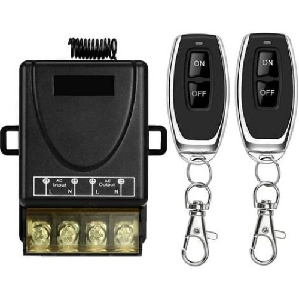 Schwarzes Elektrogerät mit Knöpfen, Klemmen und zwei Fernbedienungen mit 'ON'- und 'OFF'-Tasten.