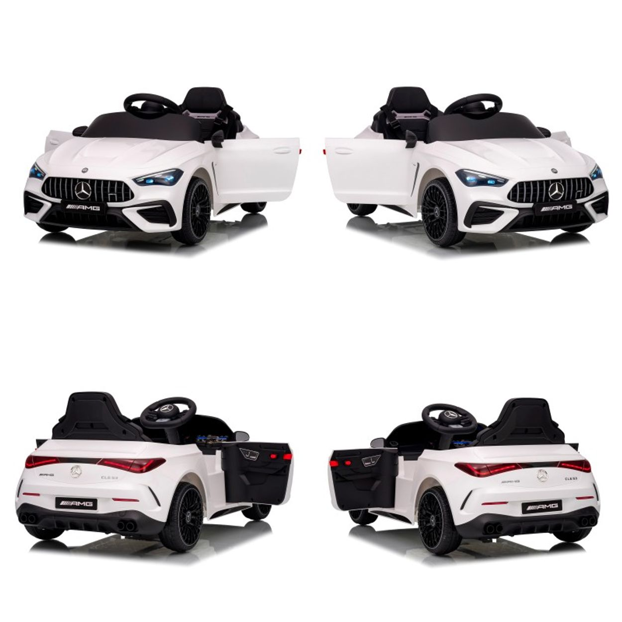 Vier weiße Spielzeugautos mit schwarzen Rädern und offenen Türen. Jedes hat ein AMG-Emblem und ein Lenkrad.