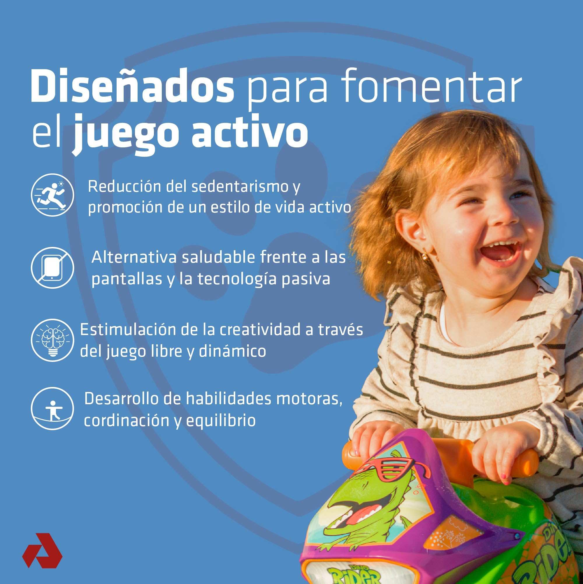 Un bambino sorridente su un giocattolo con un design a dinosauro. Testo sul gioco attivo sullo sfondo.