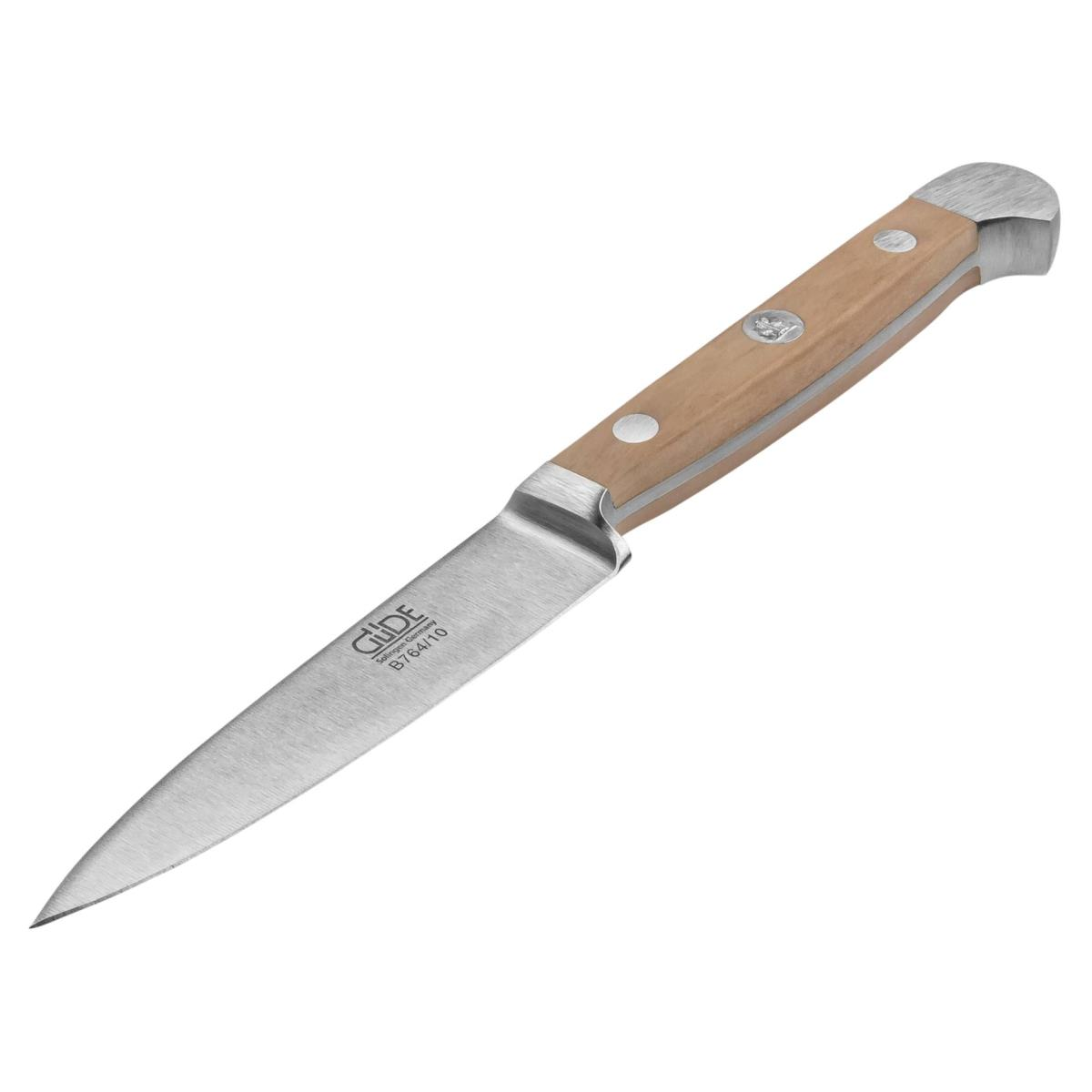Ein Messer auf weißem Hintergrund. Es hat einen Holzgriff und eine silberne Klinge. Die Klinge zeigt nach links unten.