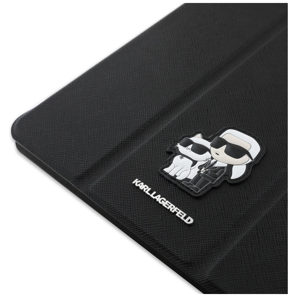 Custodia nera per tablet con logo Karl Lagerfeld e design a cartoni animati di gatto e designer.