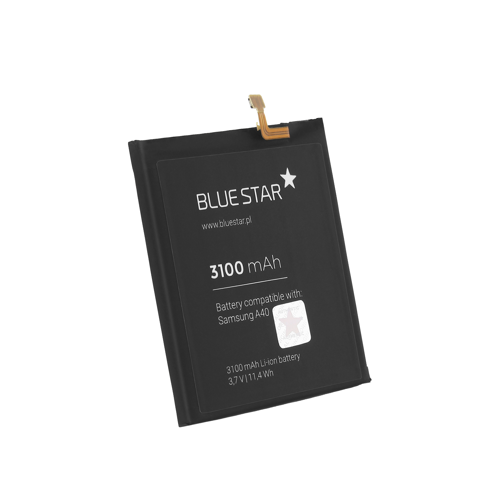 Batteria nera Blue Star per Samsung A40. Ha il logo Blue Star e del testo, e un connettore in alto.