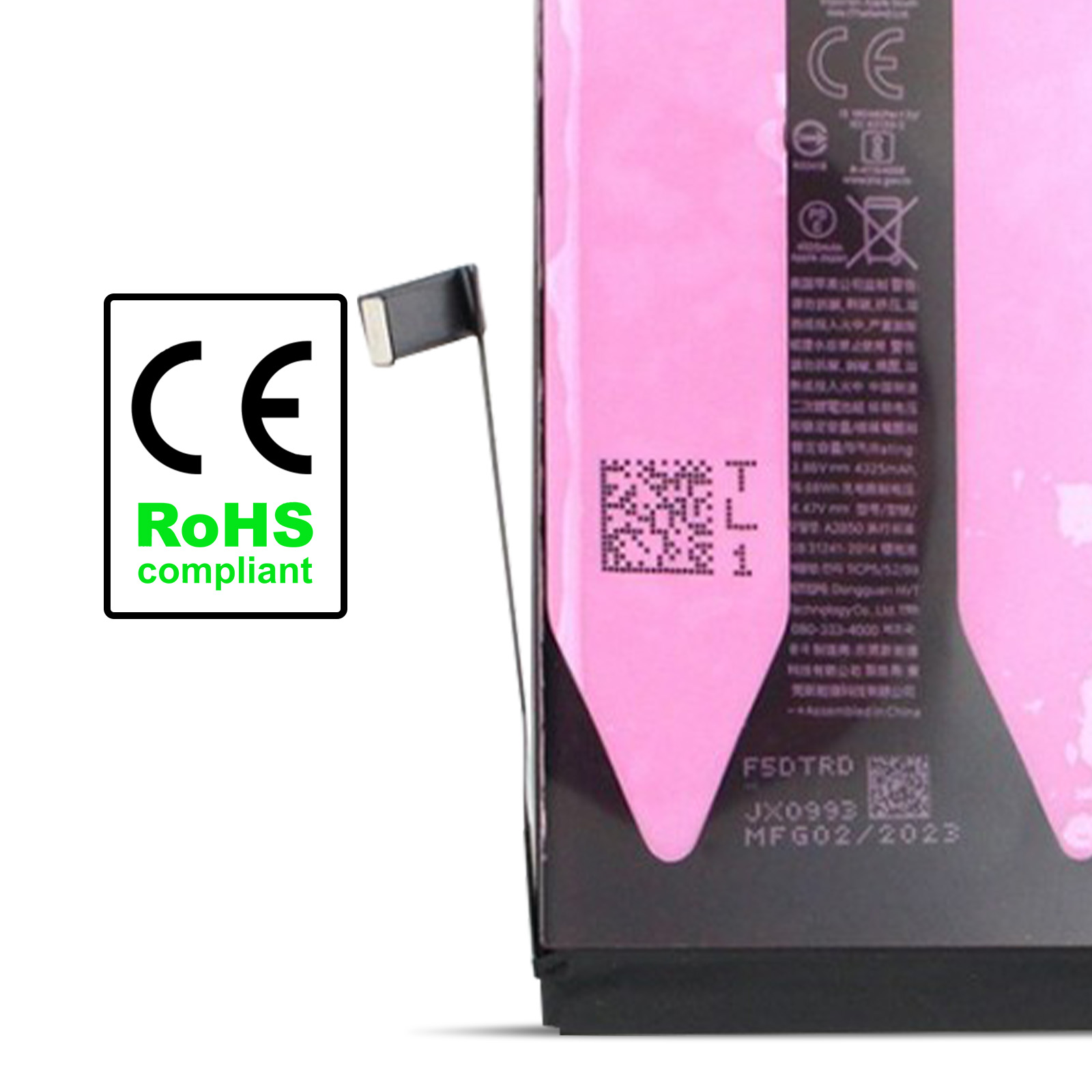 Eine rosa elektronische Komponente mit schwarz-weißem Text. Ein schwarz-weißes CE RoHS-konformes Etikett ist sichtbar.